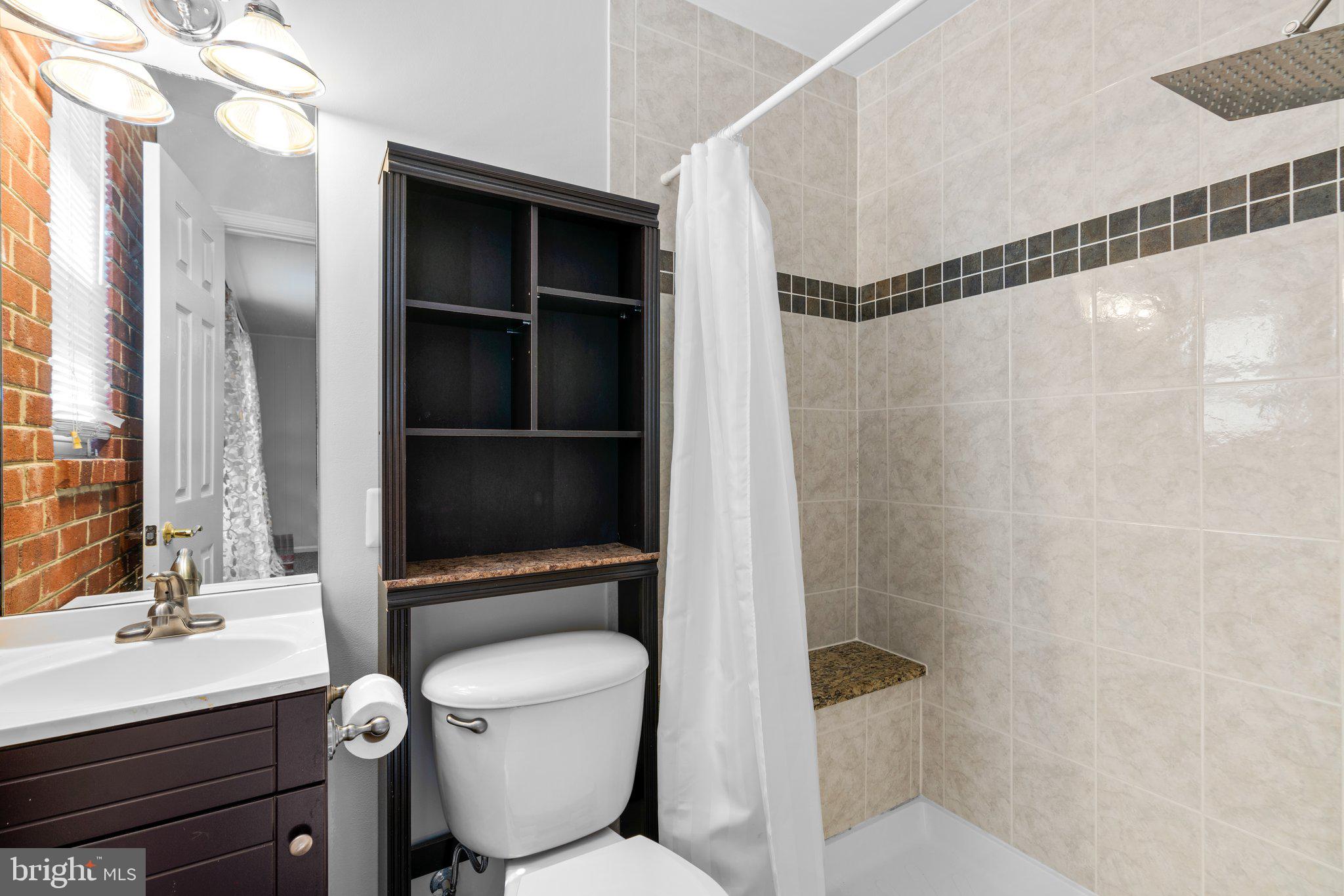 Real estate listing preview #25