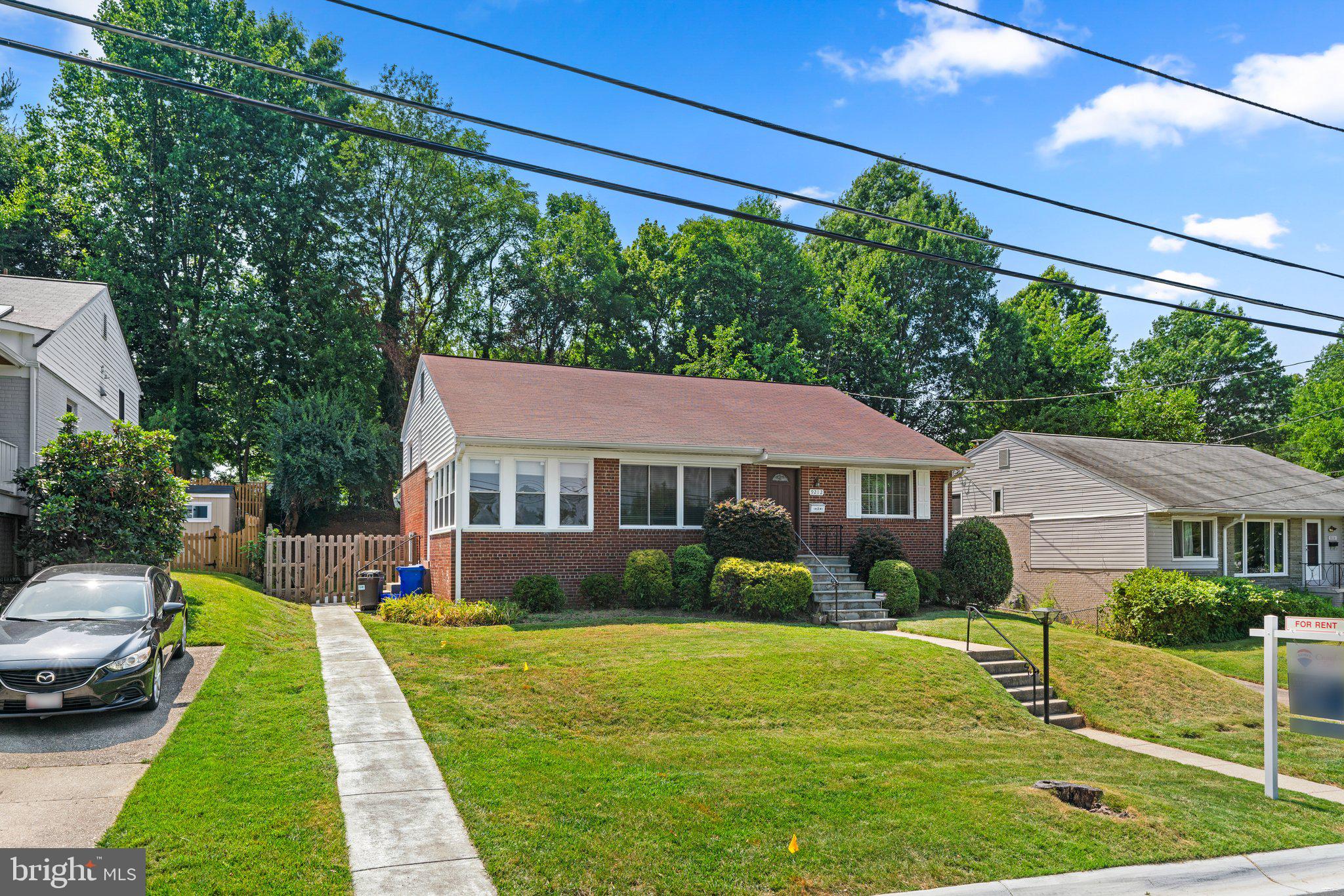 Real estate listing preview #3