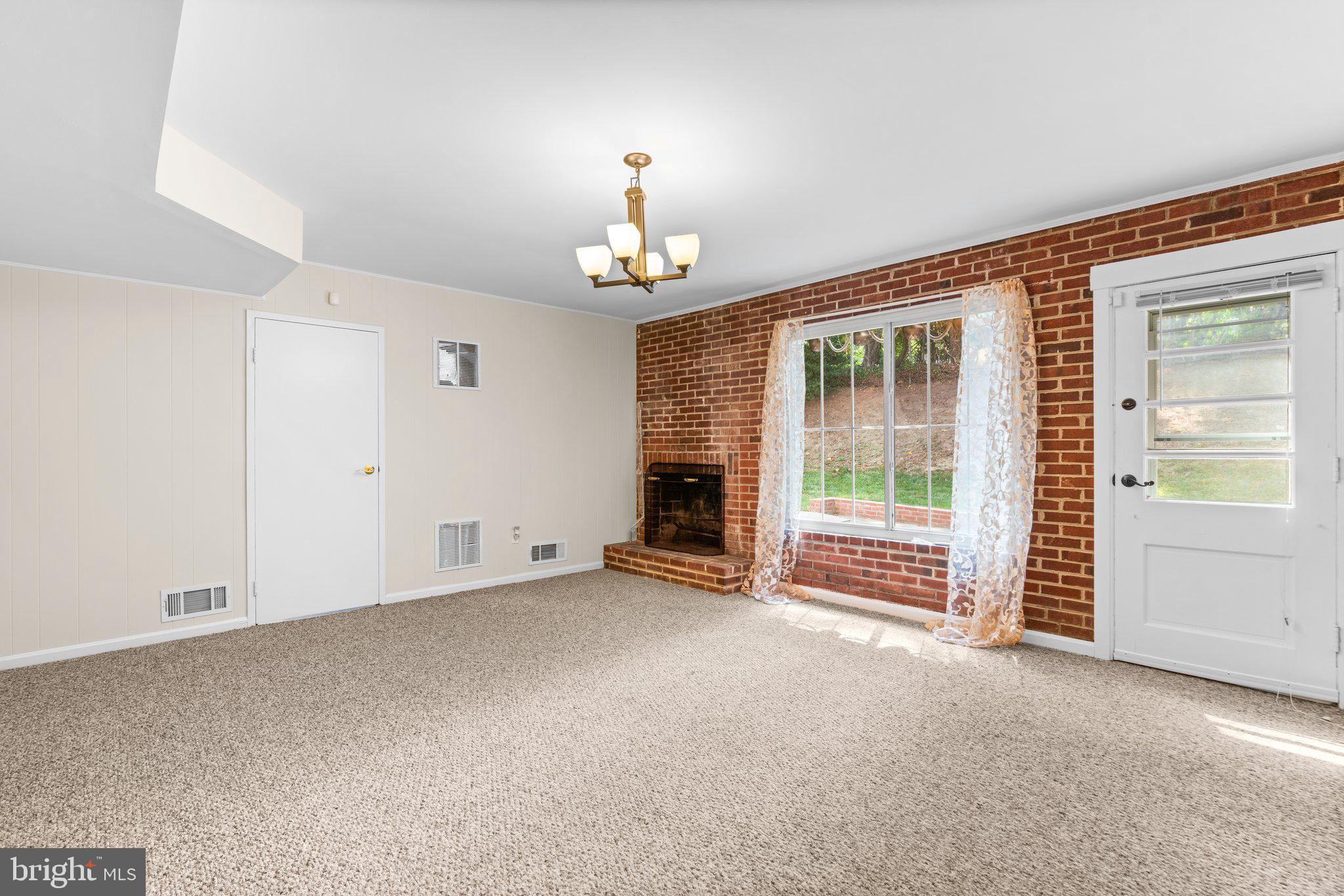 Real estate listing preview #21