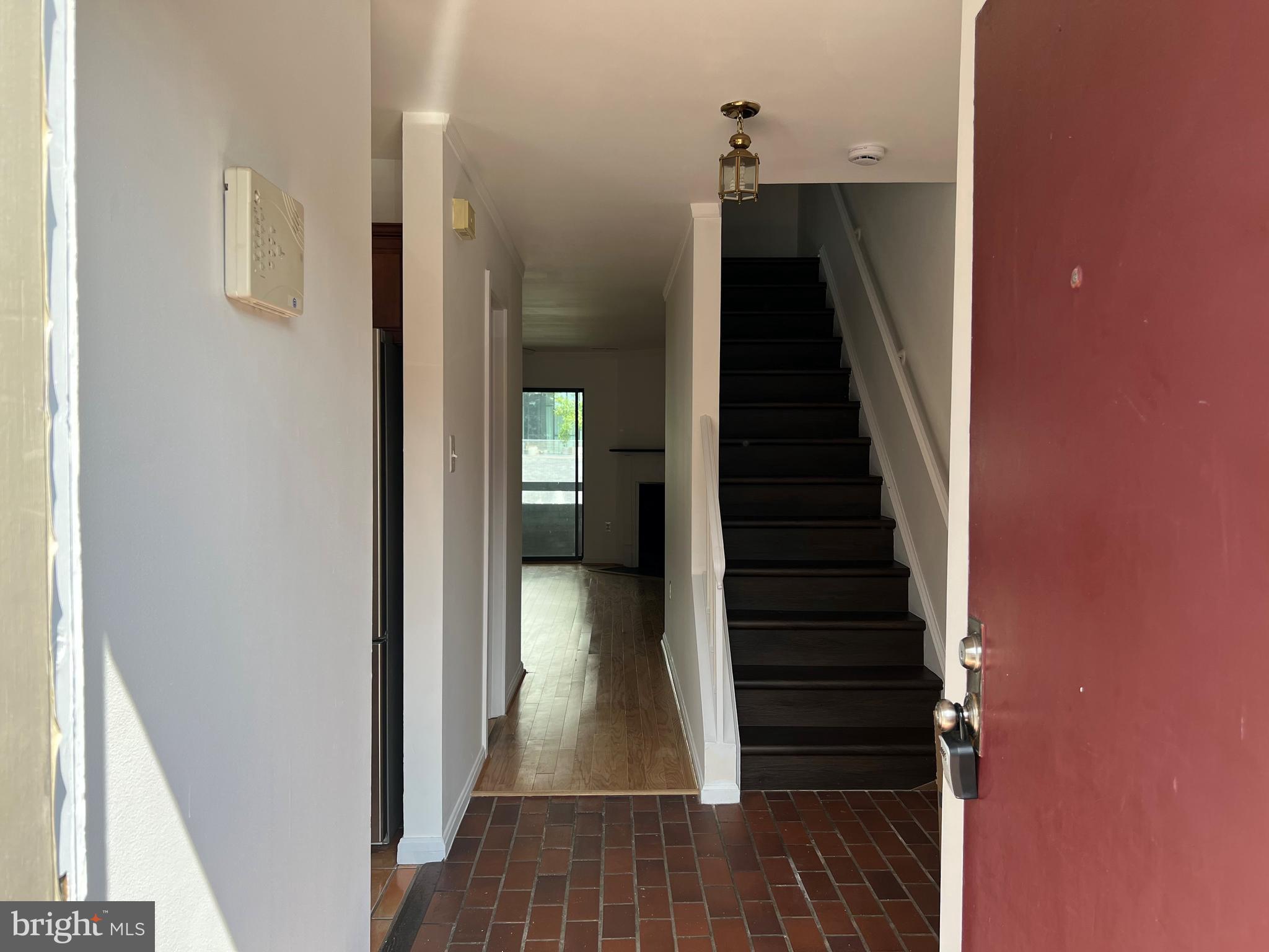 Real estate listing preview #2