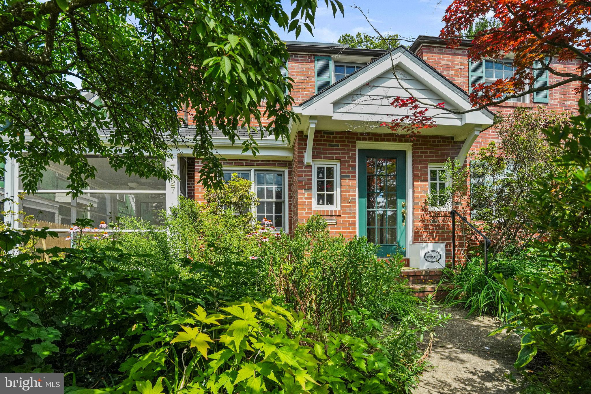 Real estate listing preview #1