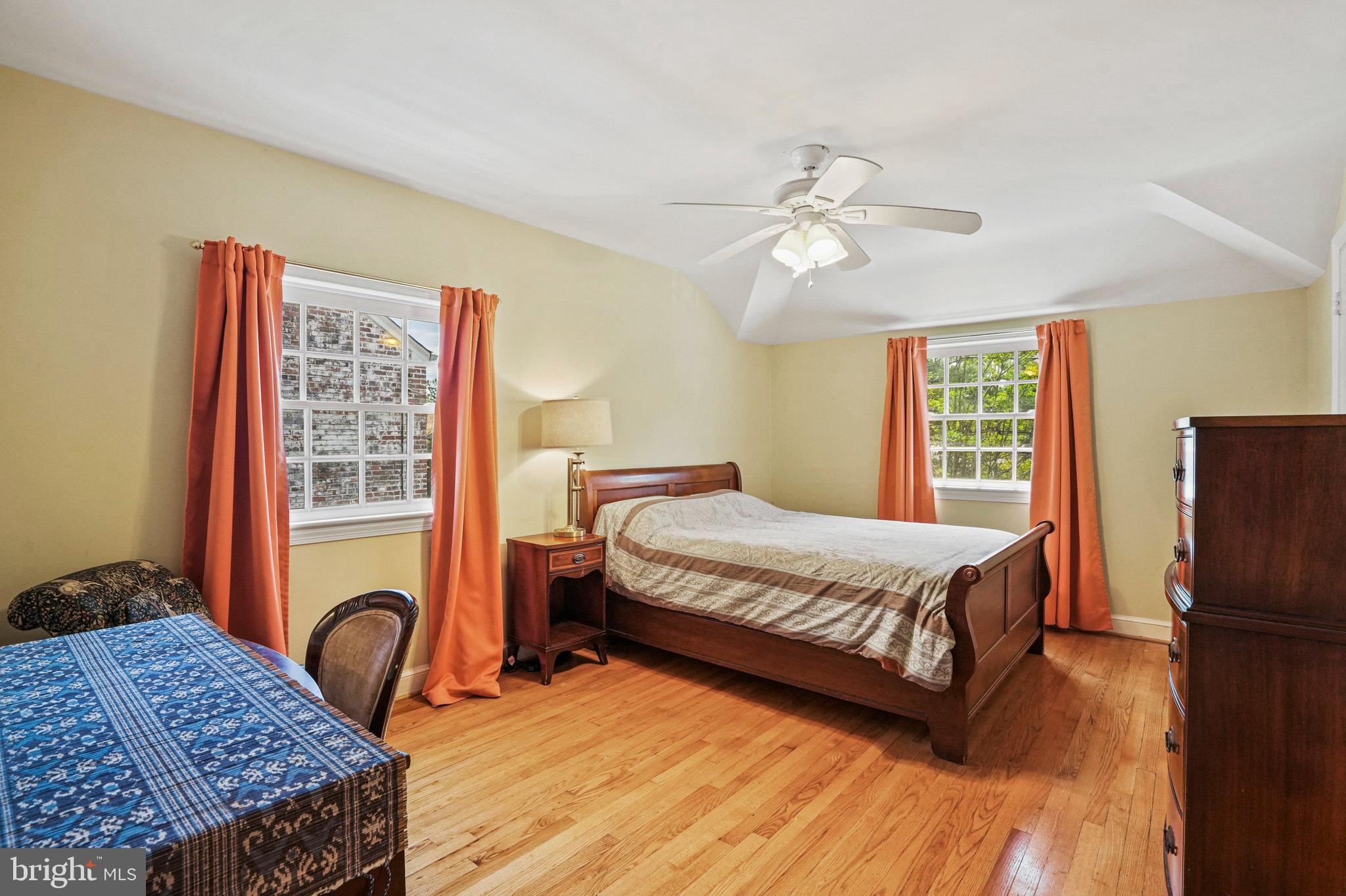 Real estate listing preview #19