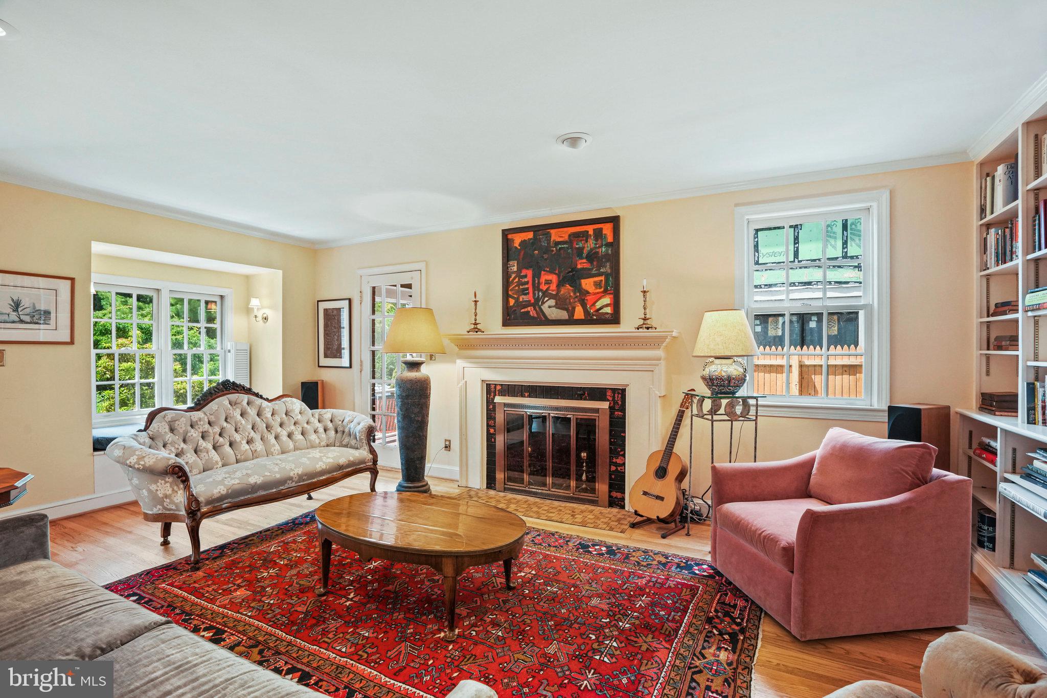 Real estate listing preview #2