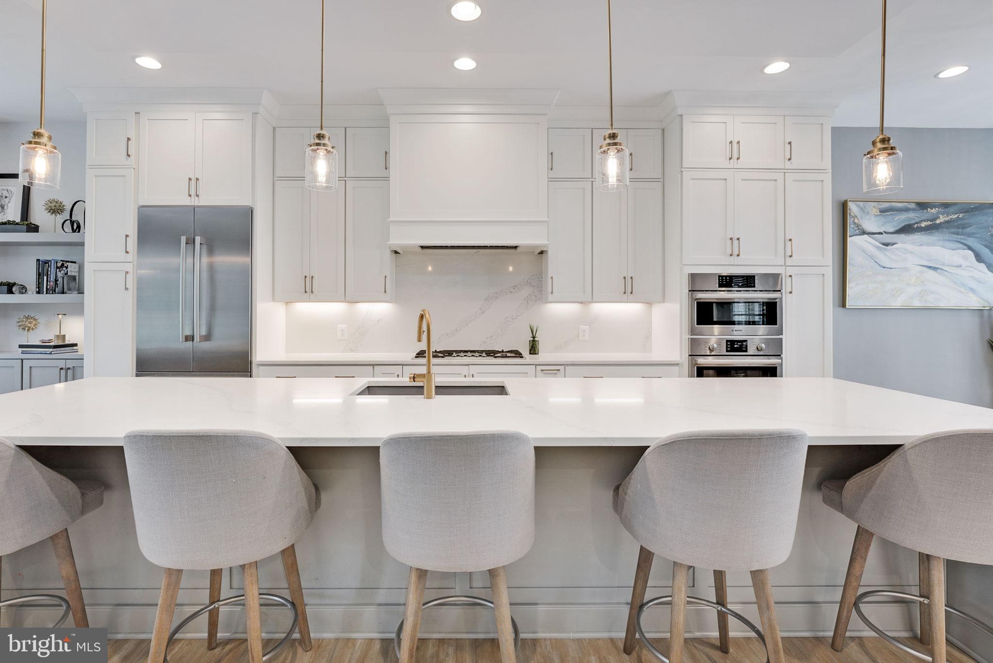 Real estate listing preview #8