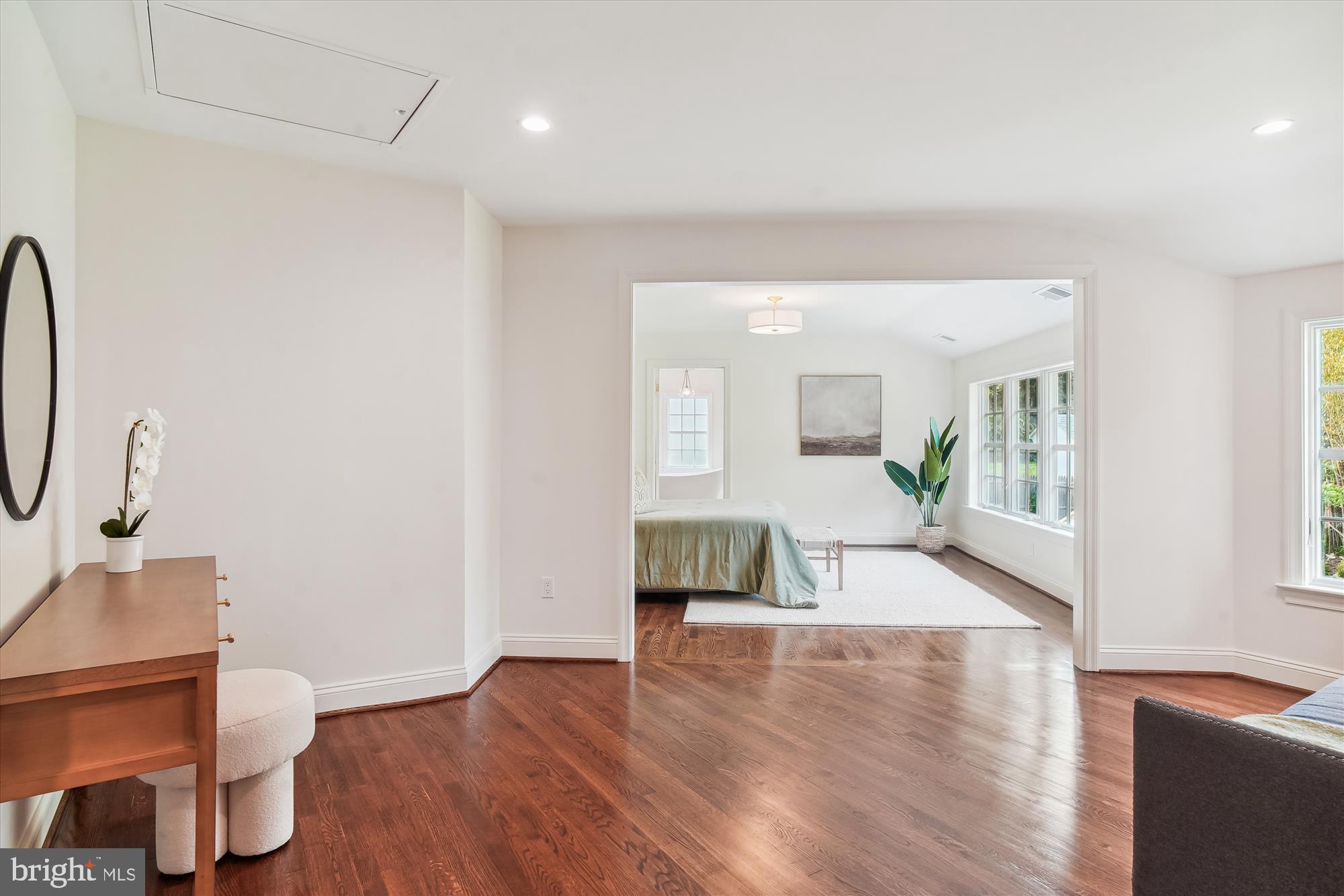 Real estate listing preview #26