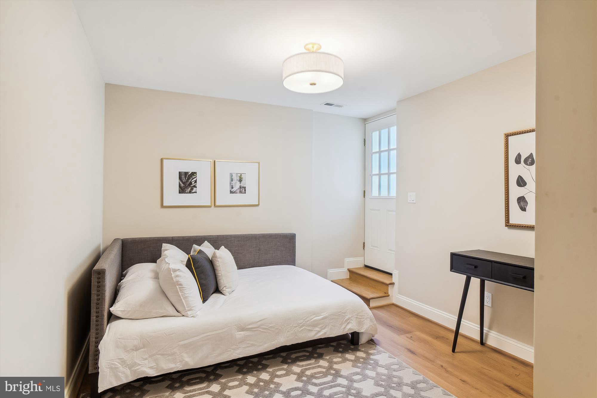 Real estate listing preview #53