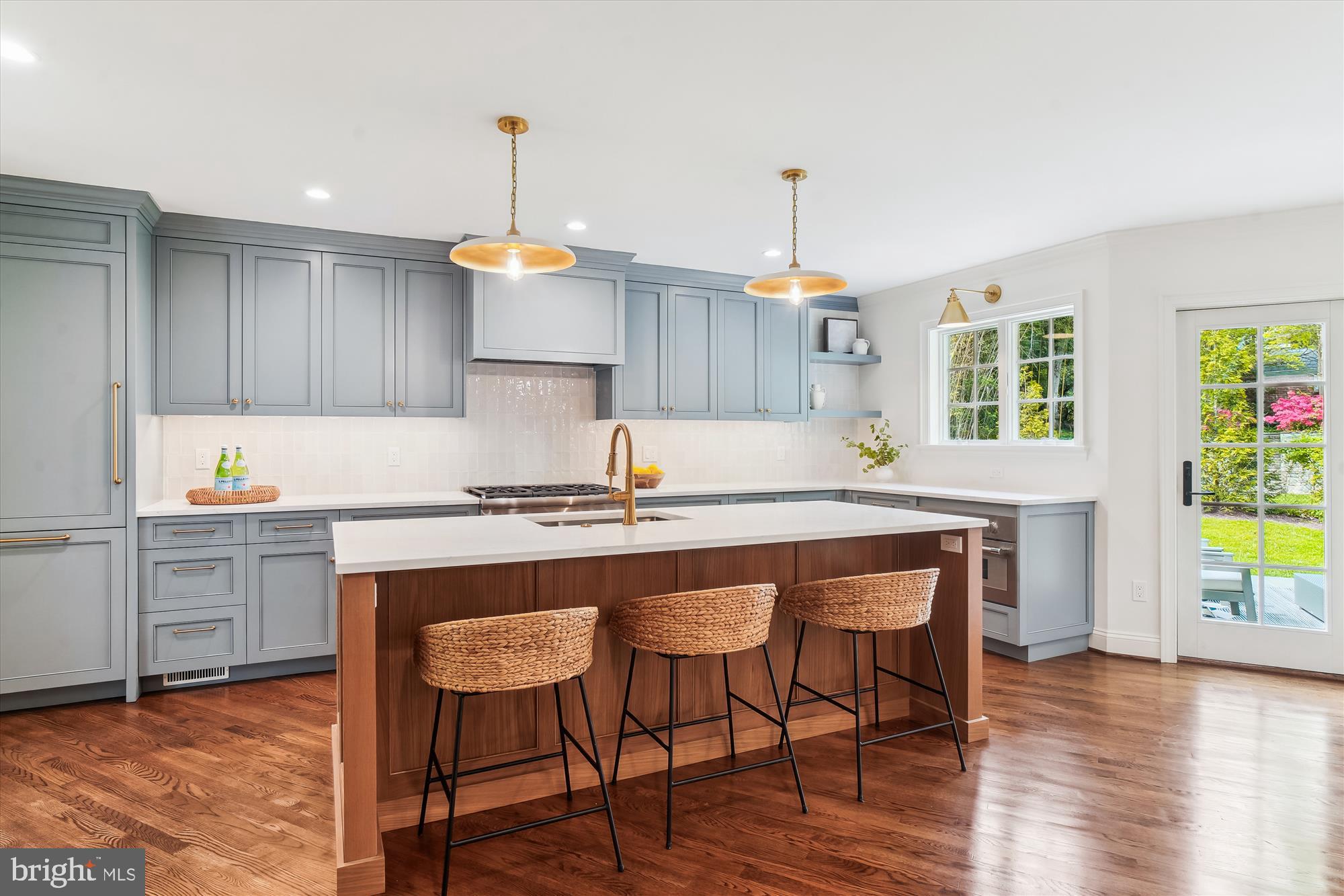 Real estate listing preview #2