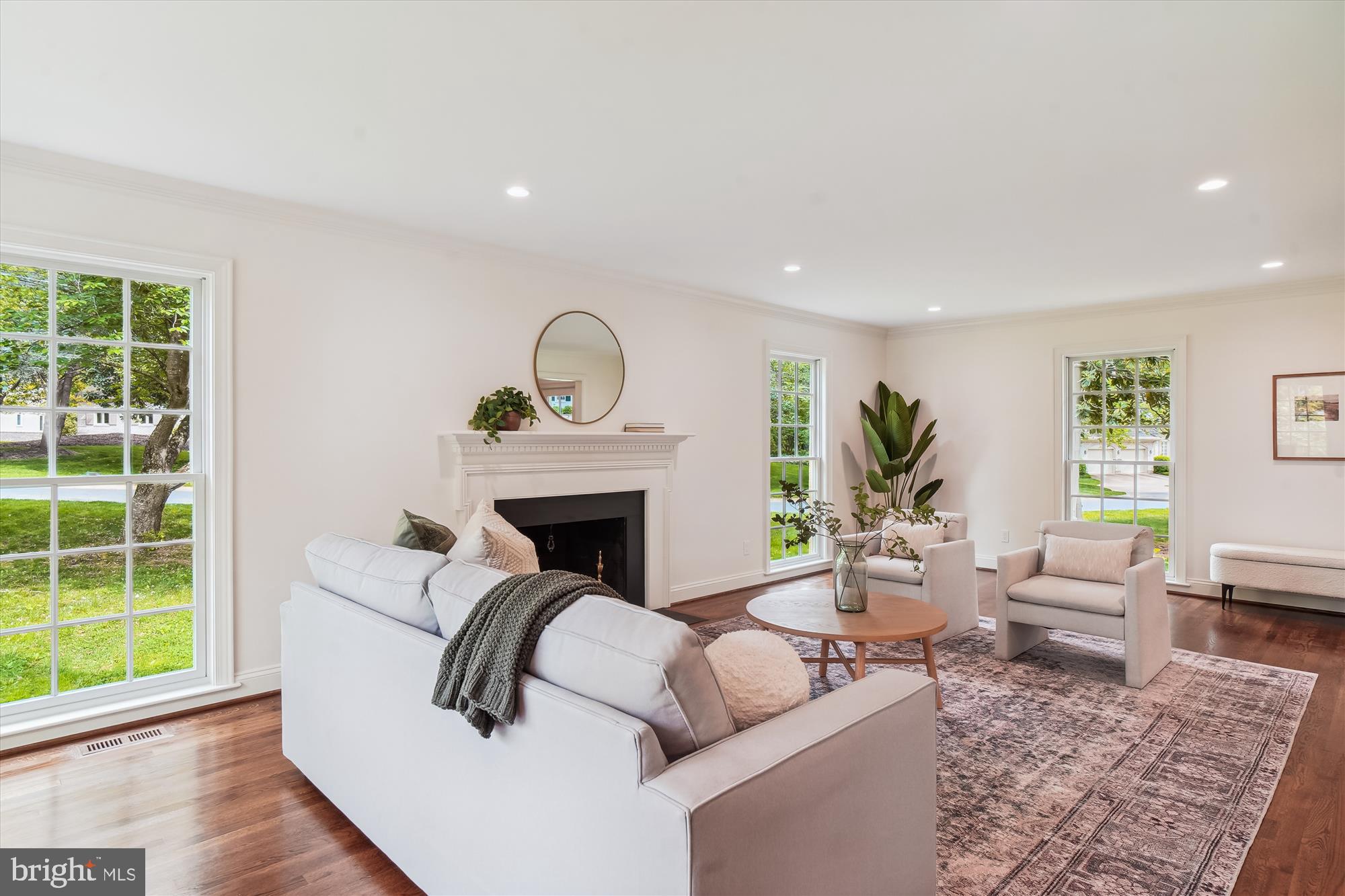 Real estate listing preview #14