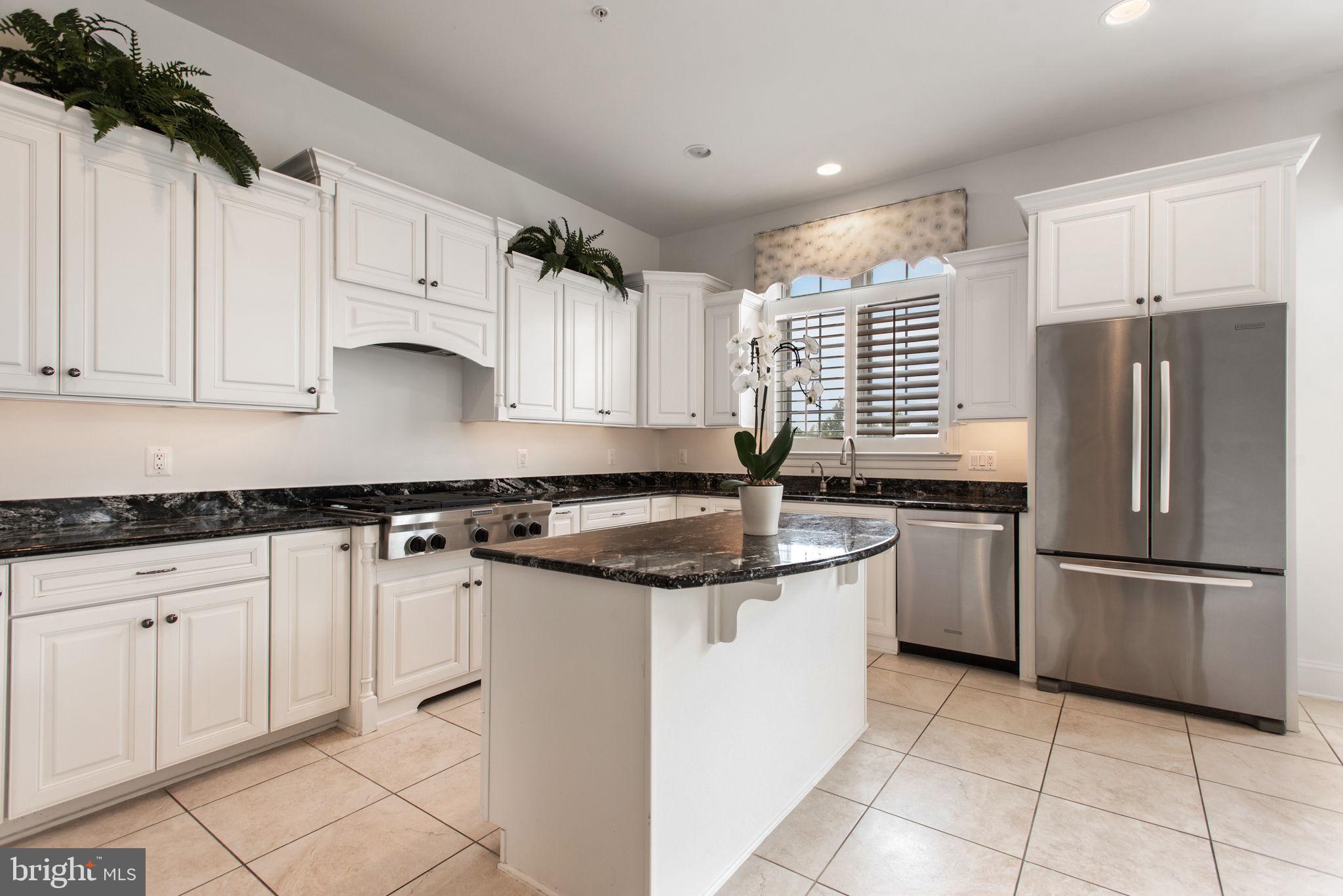 Real estate listing preview #28