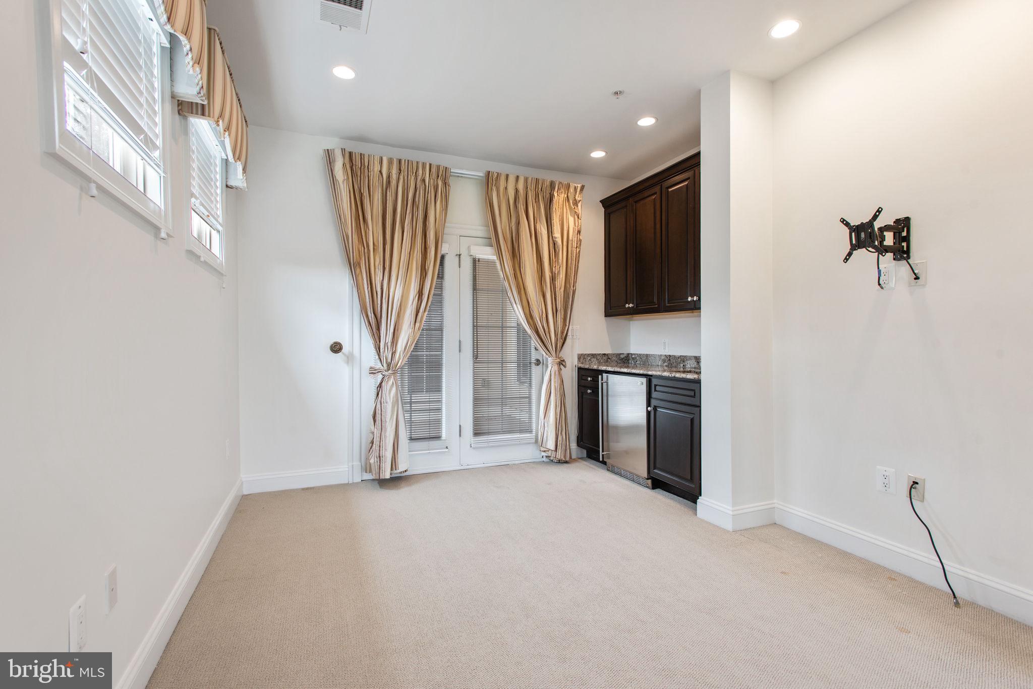 Real estate listing preview #38