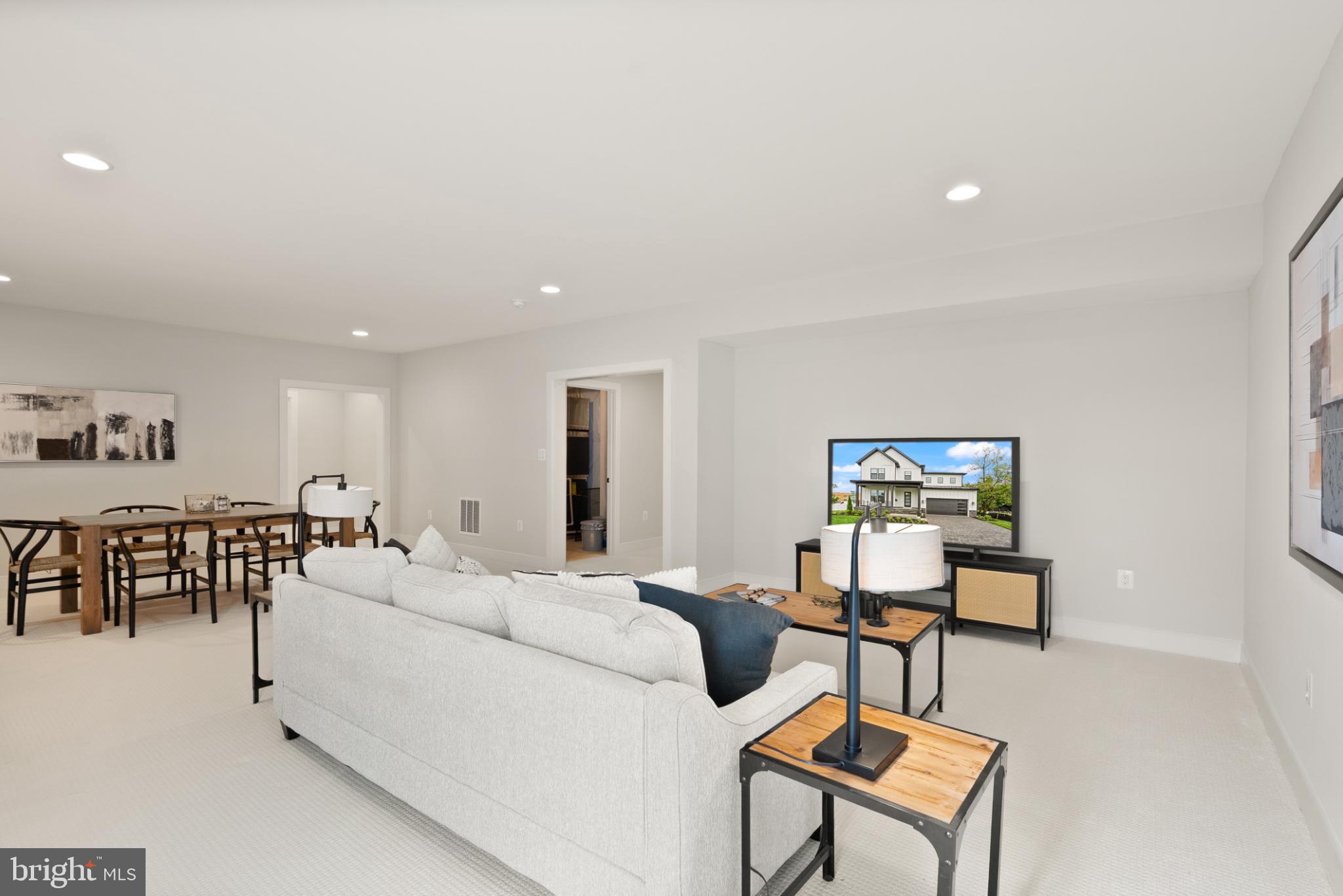 Real estate listing preview #15