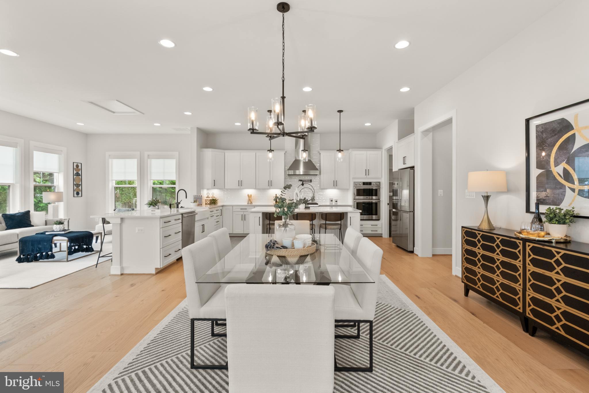 Real estate listing preview #6