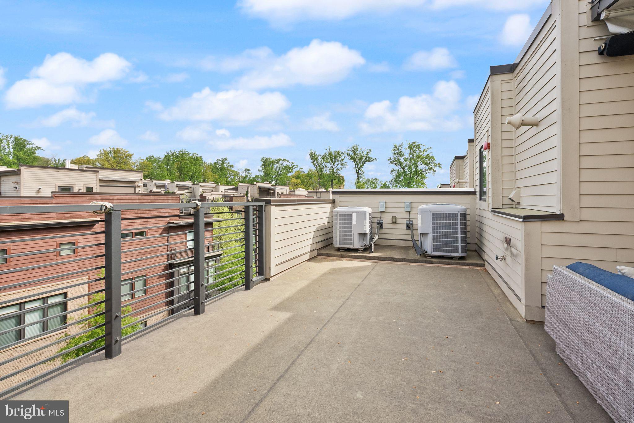 Real estate listing preview #49