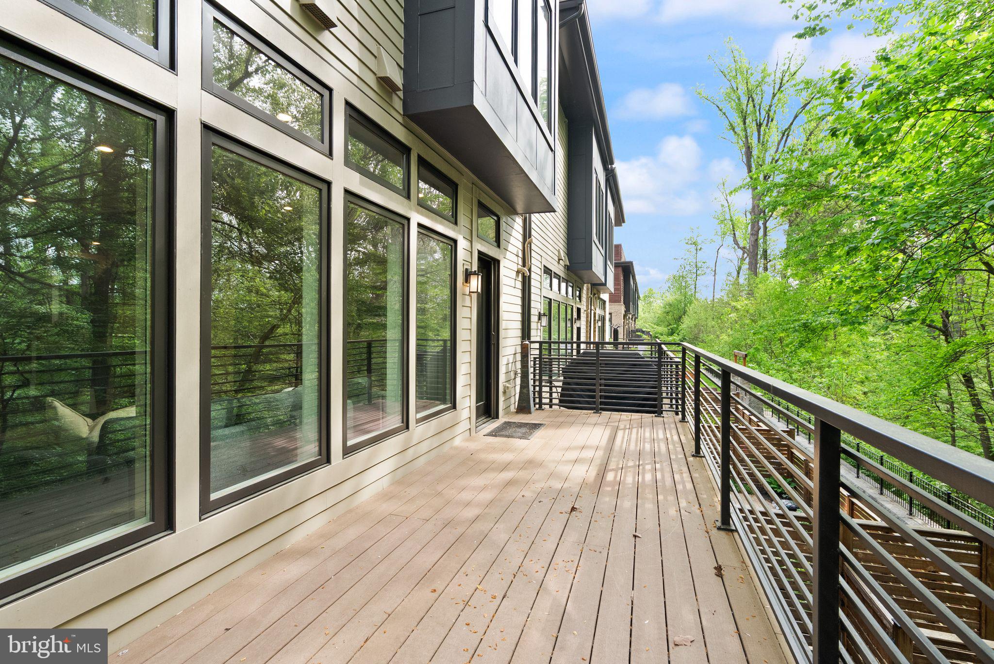 Real estate listing preview #22