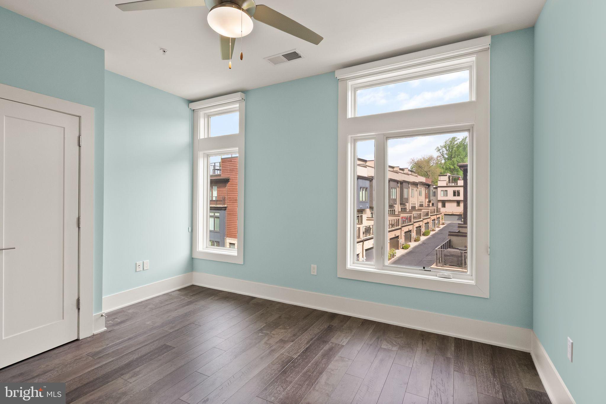 Real estate listing preview #35