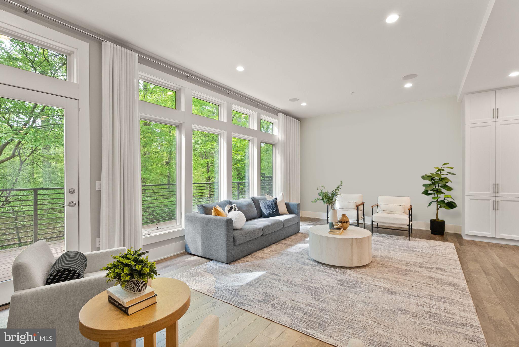 Real estate listing preview #9