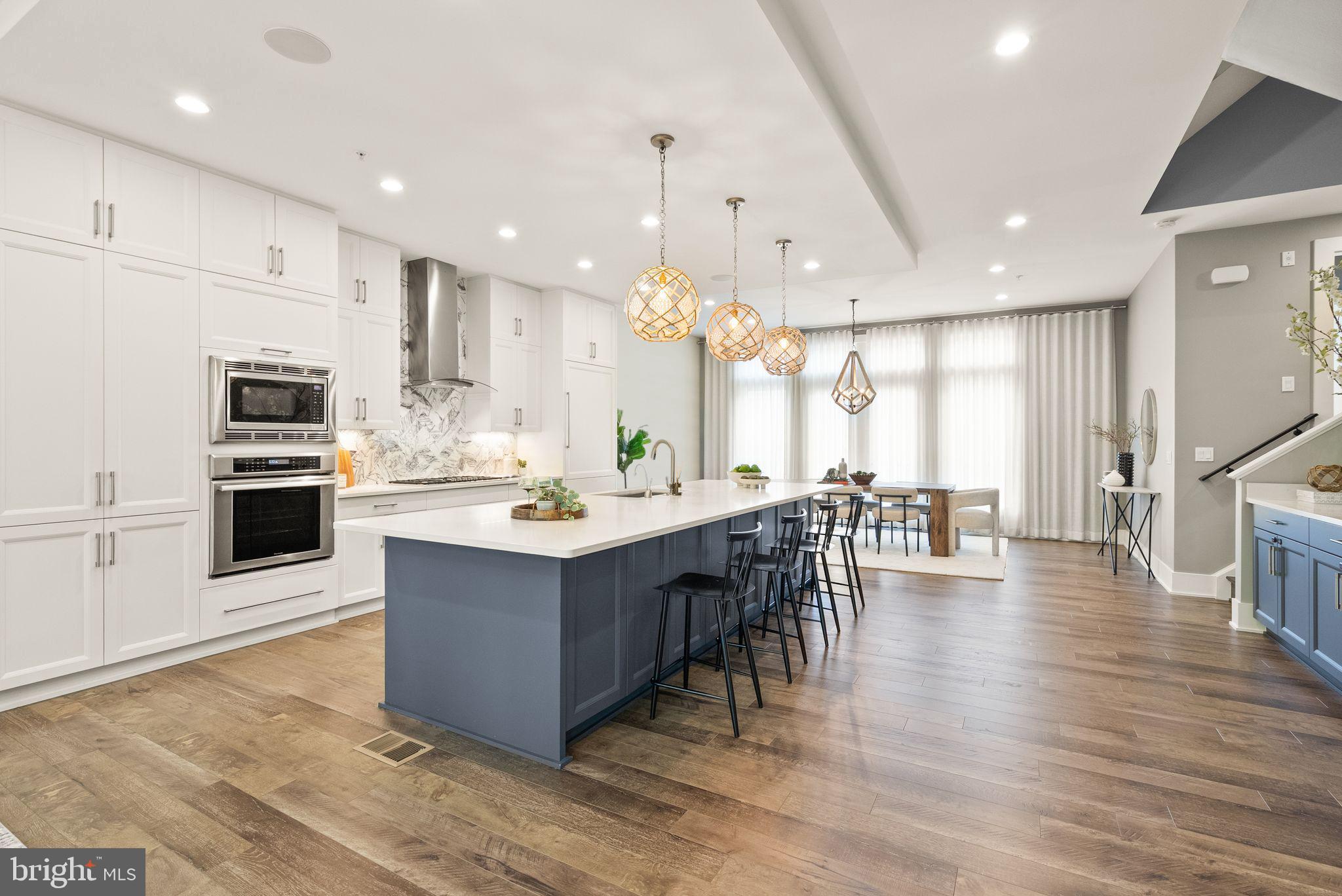 Real estate listing preview #11