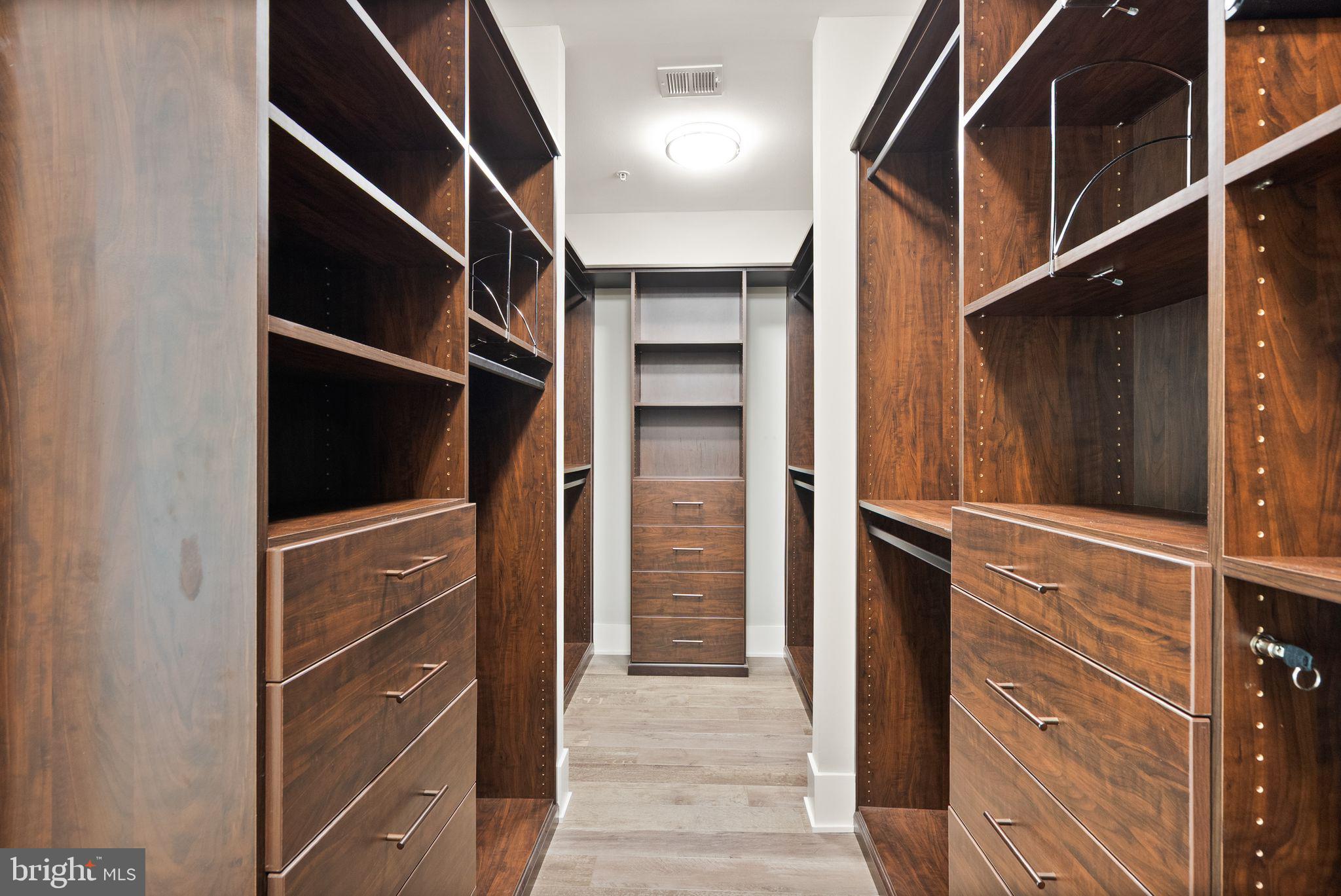 Real estate listing preview #31