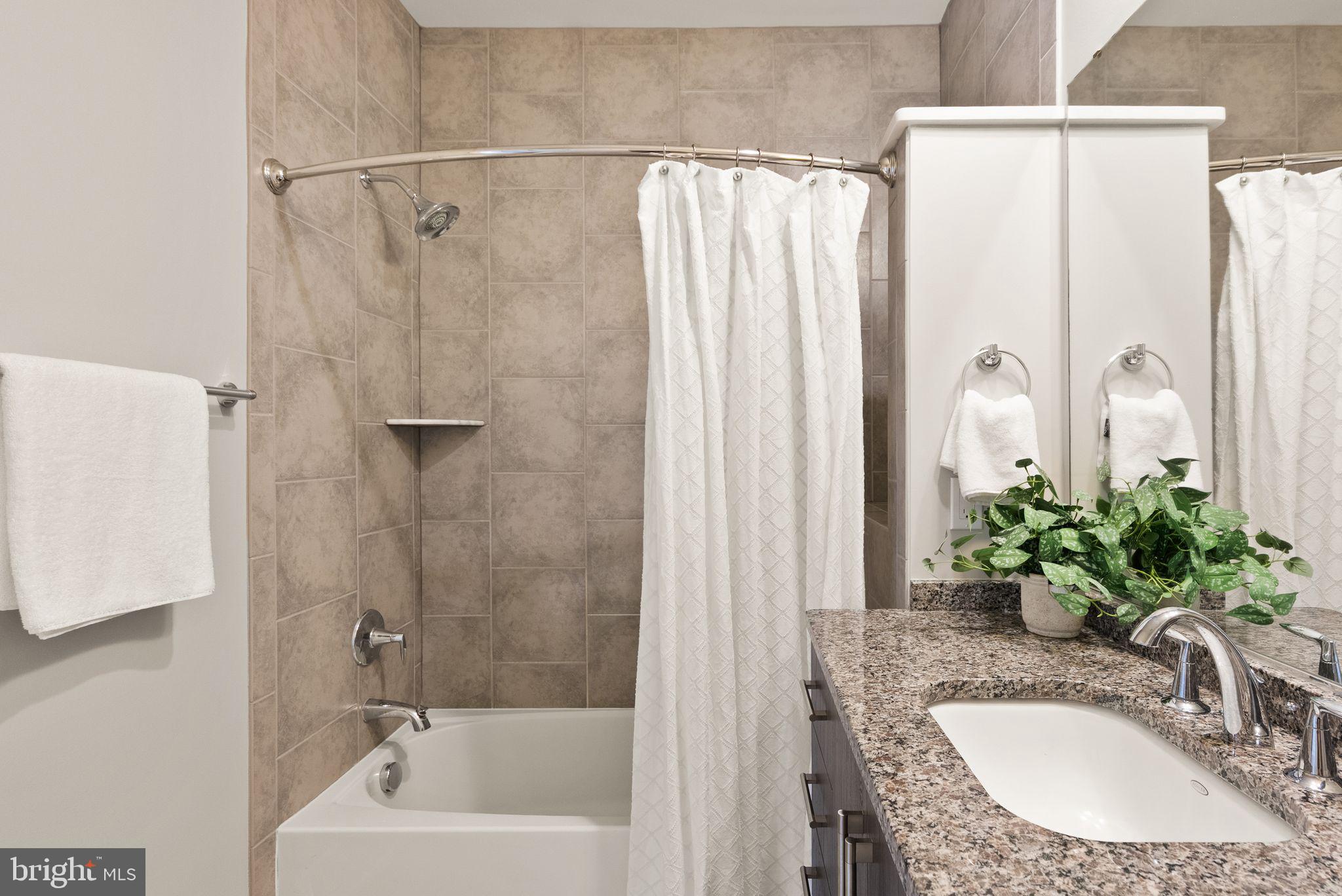 Real estate listing preview #37