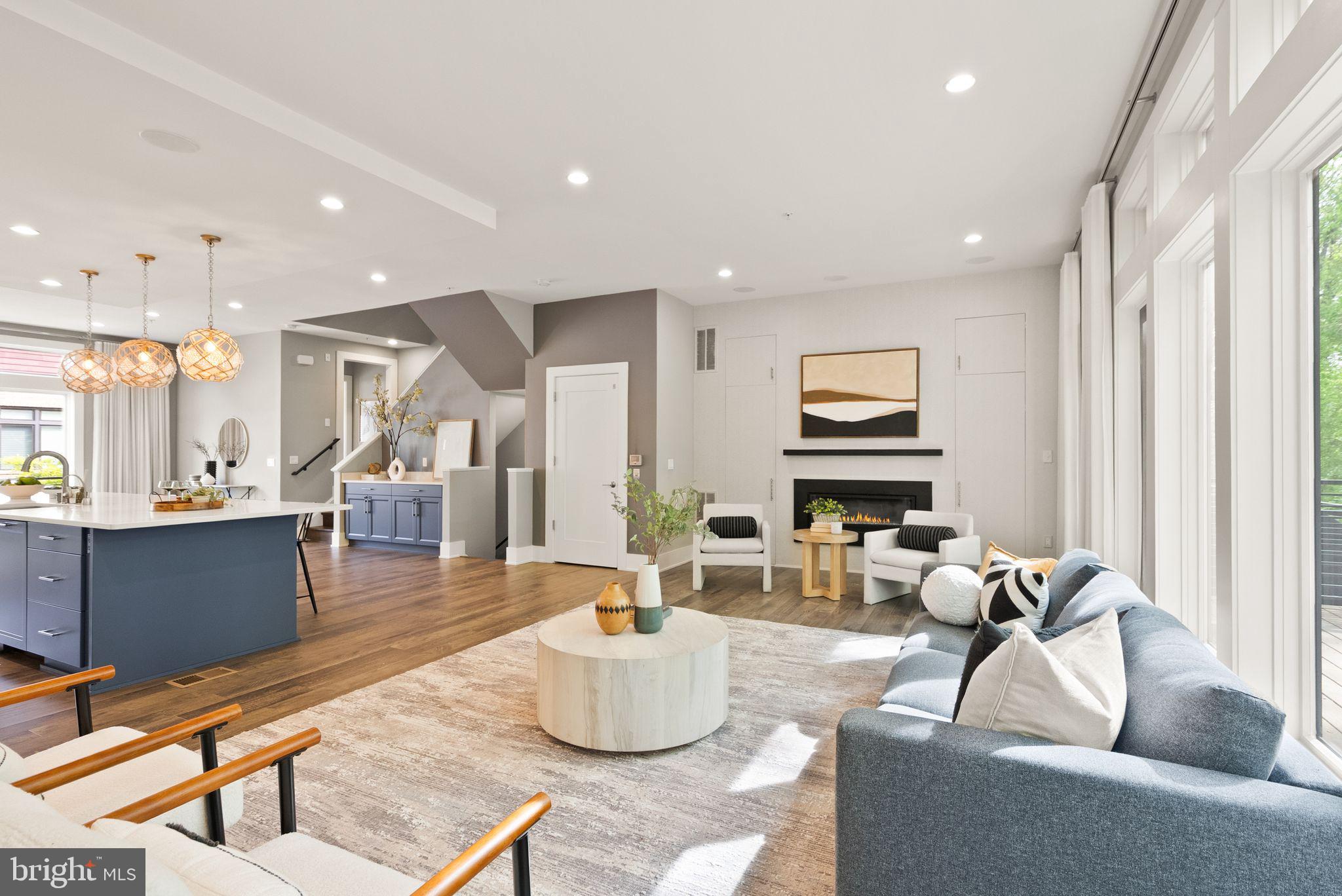 Real estate listing preview #1