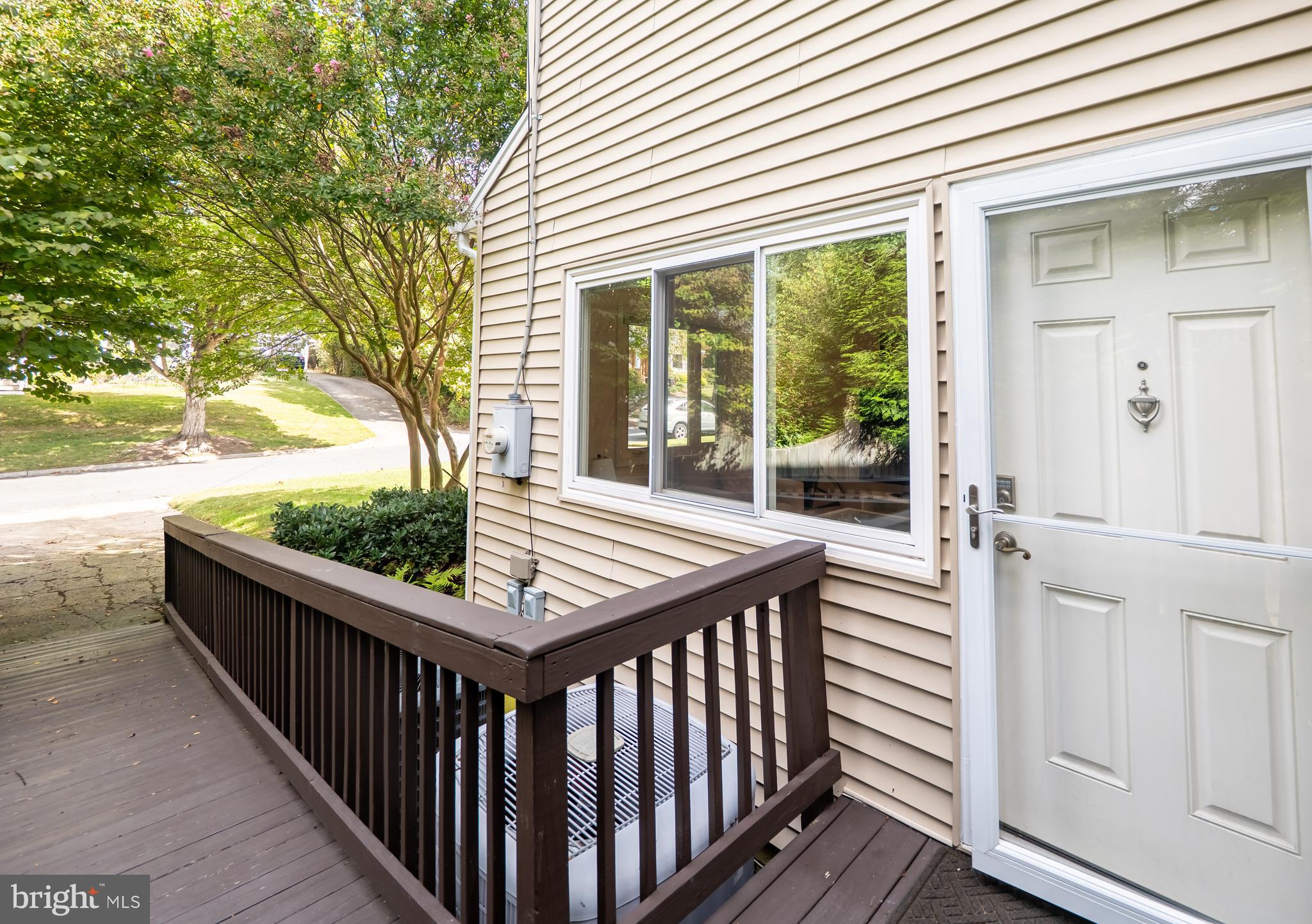 Real estate listing preview #6