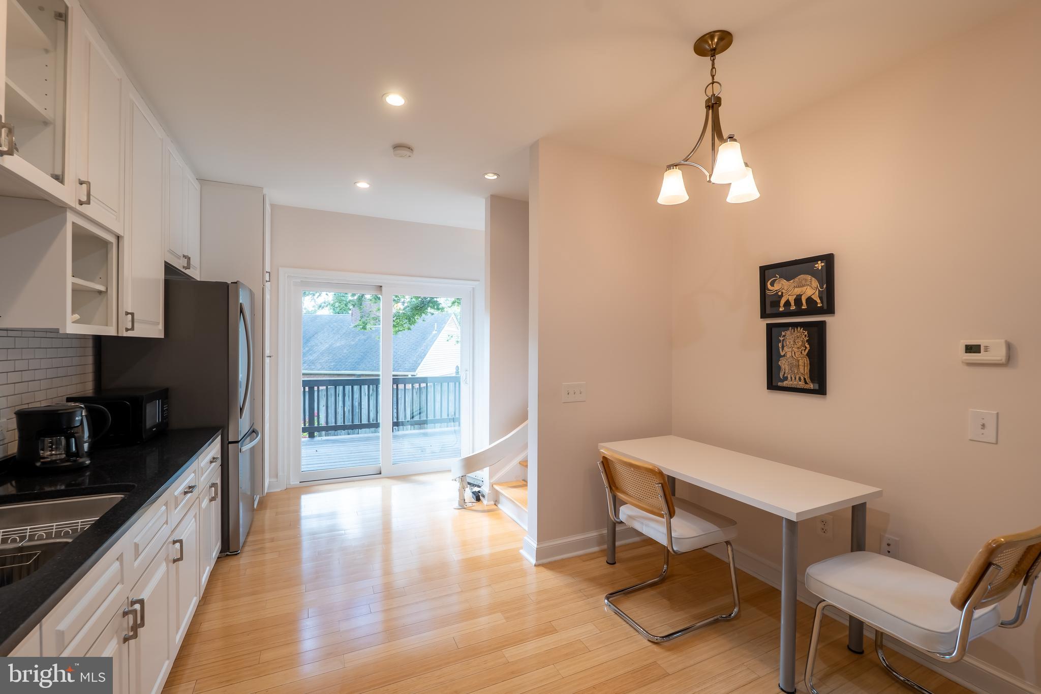 Real estate listing preview #14