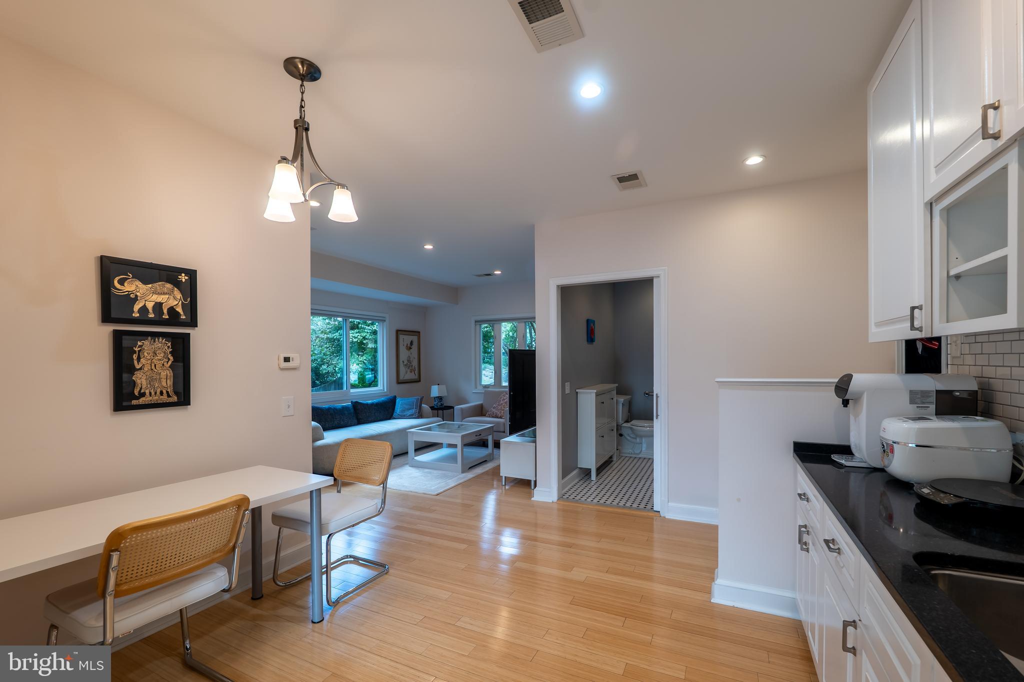 Real estate listing preview #16