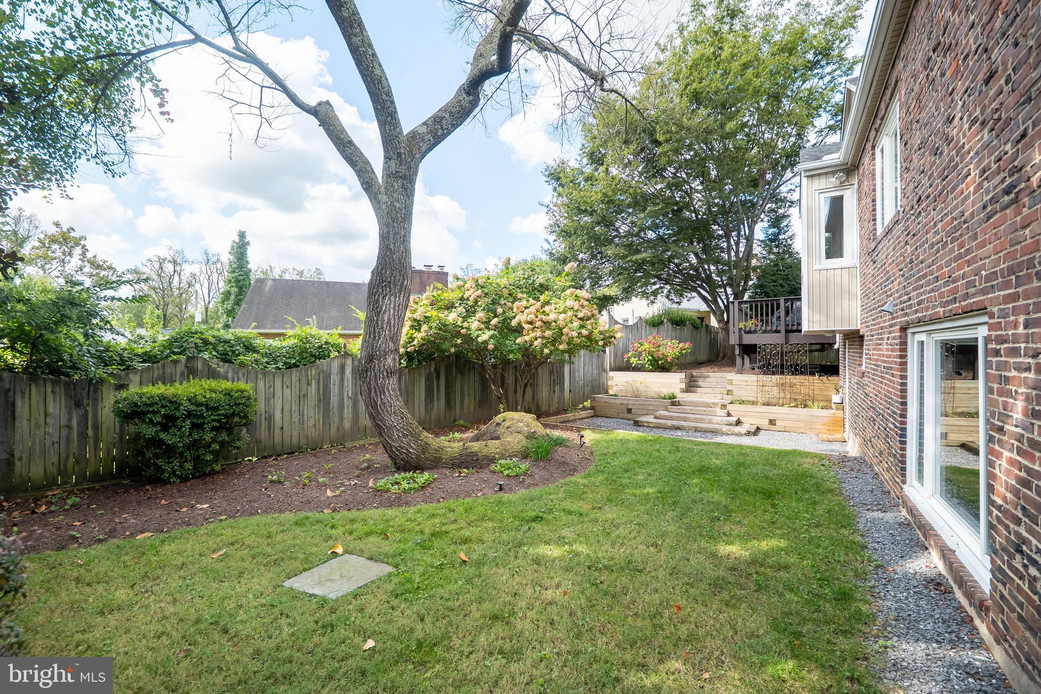 Real estate listing preview #7