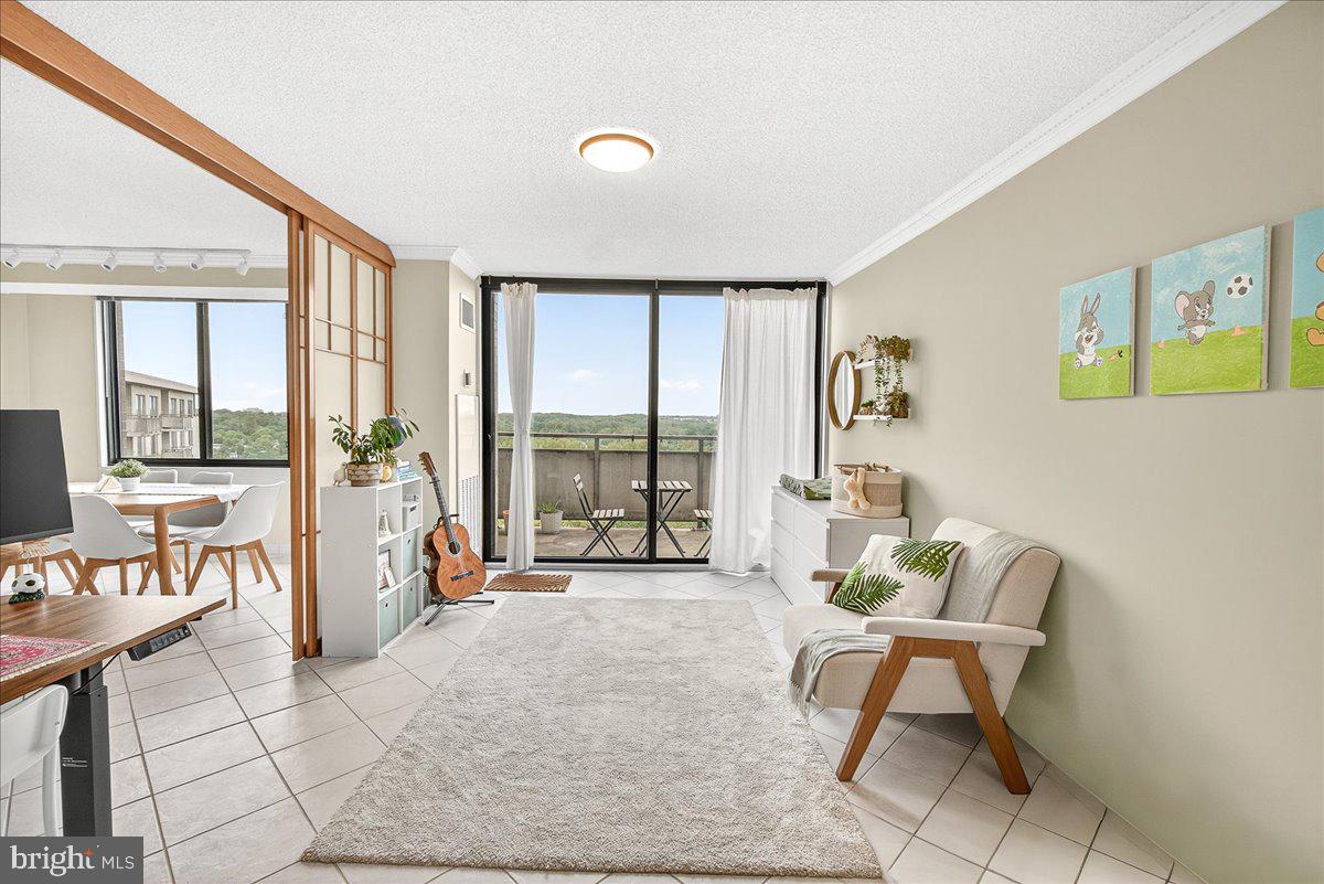 Real estate listing preview #13