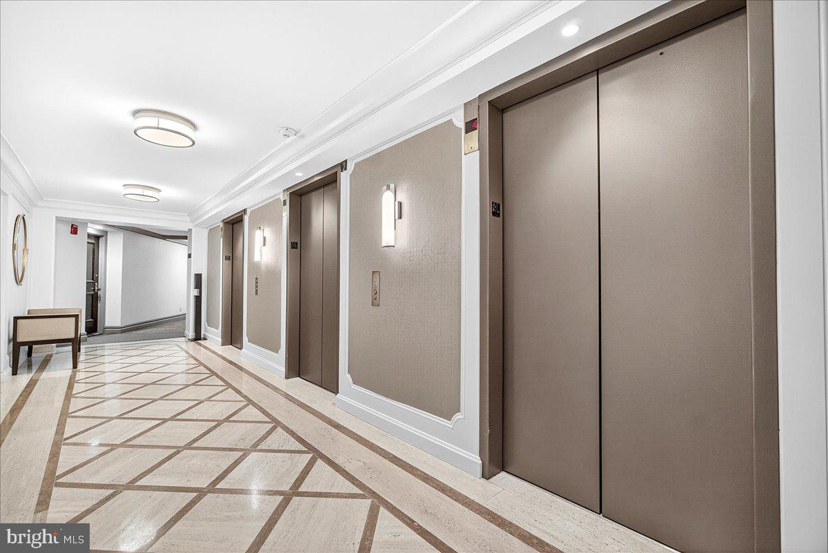 Real estate listing preview #5