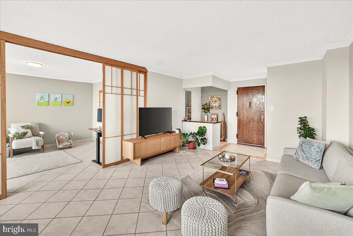 Real estate listing preview #12