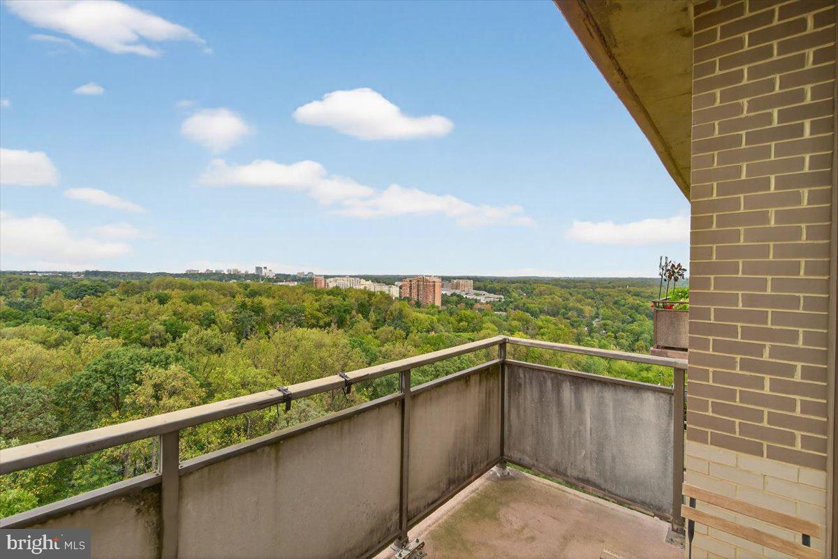 Real estate listing preview #19