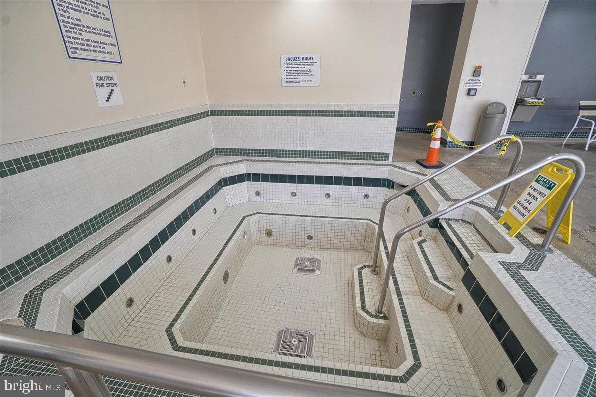 Real estate listing preview #35