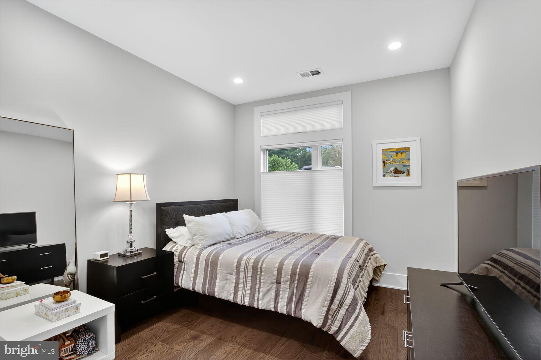 Real estate listing preview #50