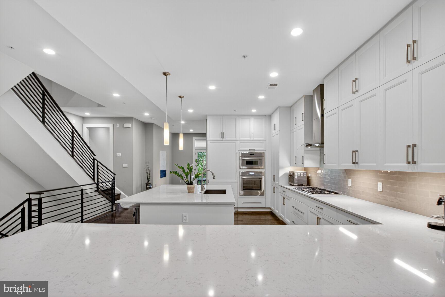 Real estate listing preview #27