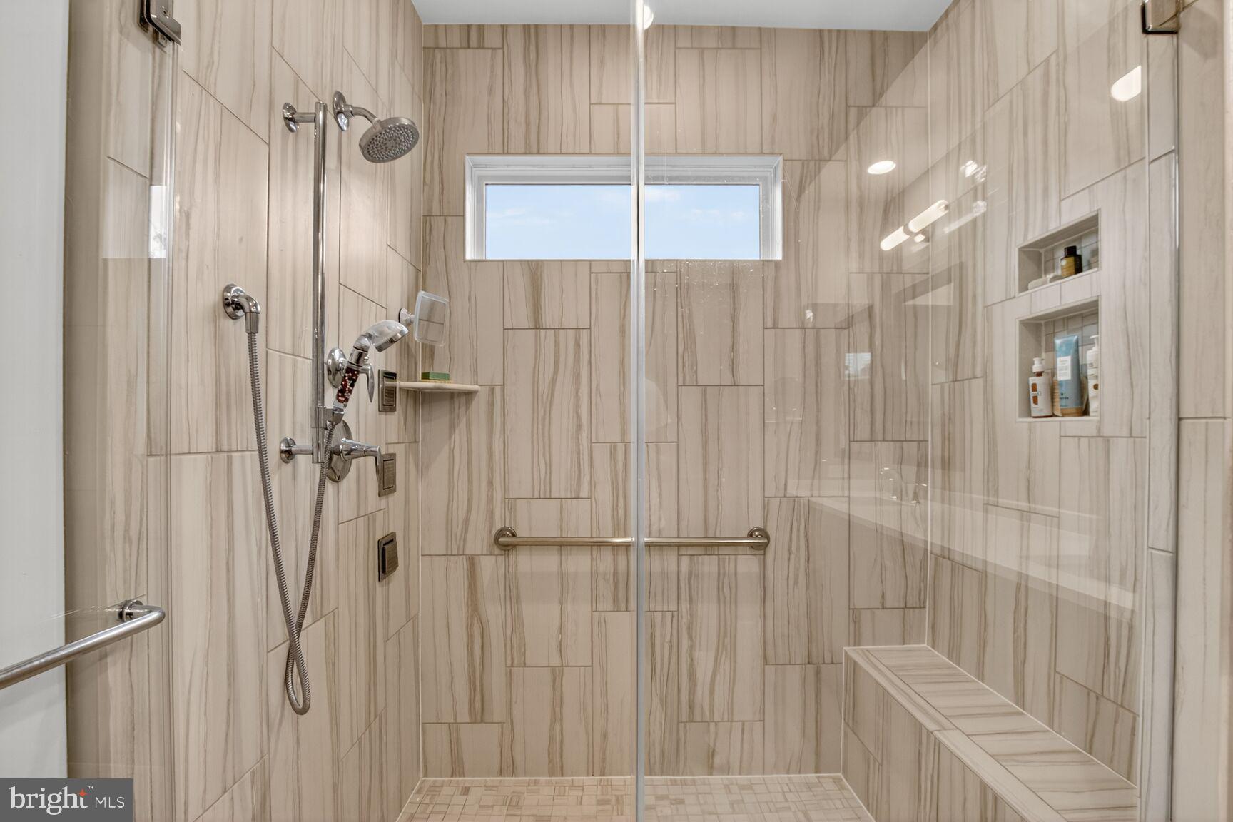 Real estate listing preview #48