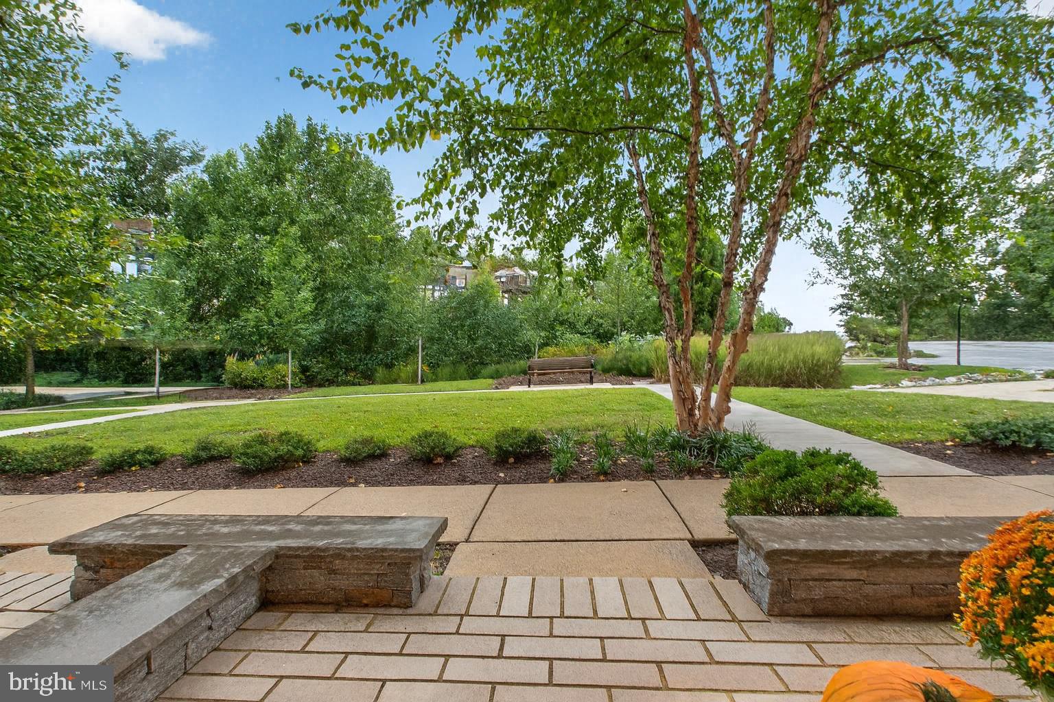 Real estate listing preview #5