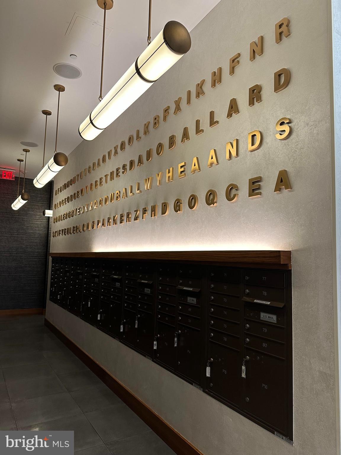 Real estate listing preview #8