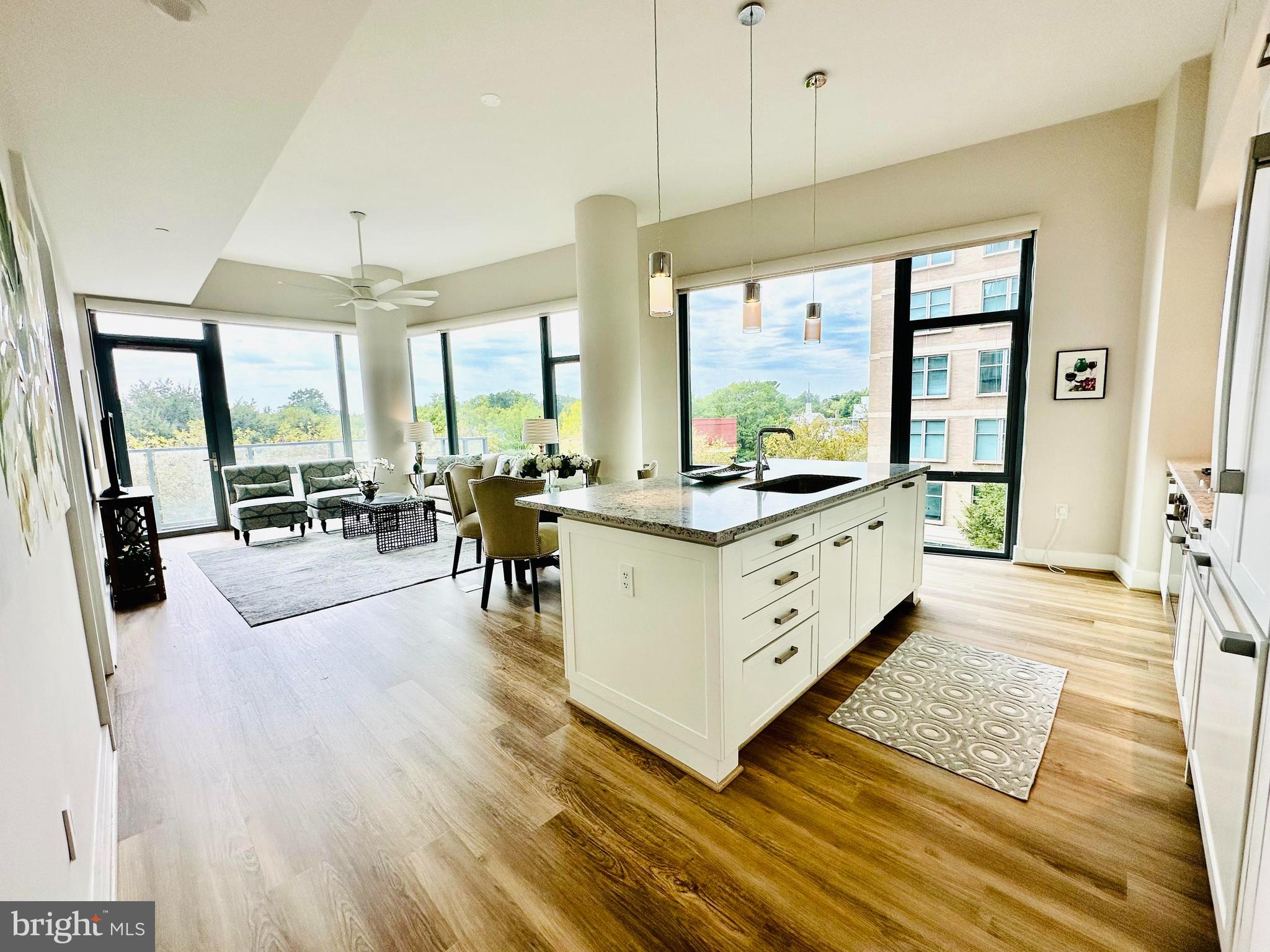 Real estate listing preview #11