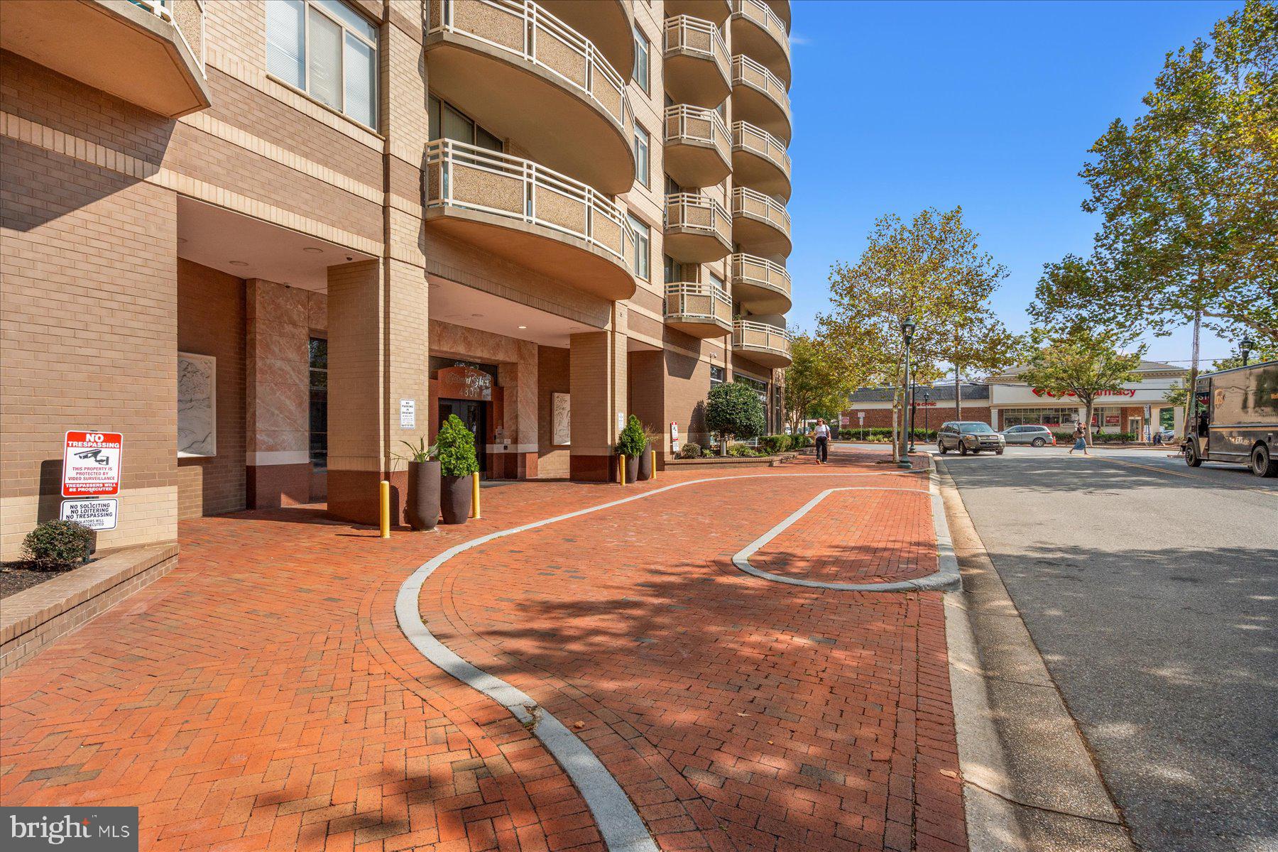 Real estate listing preview #18