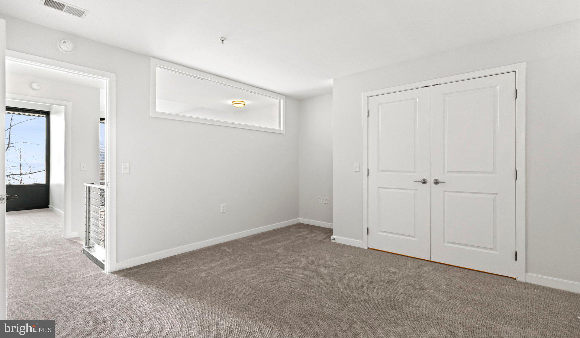 Real estate listing preview #137