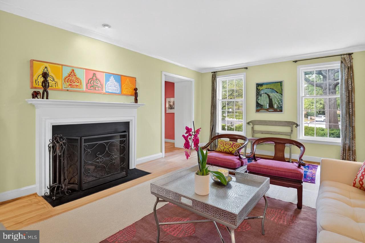 Real estate listing preview #15