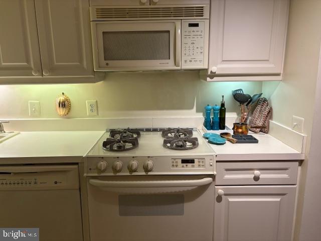 Real estate listing preview #12