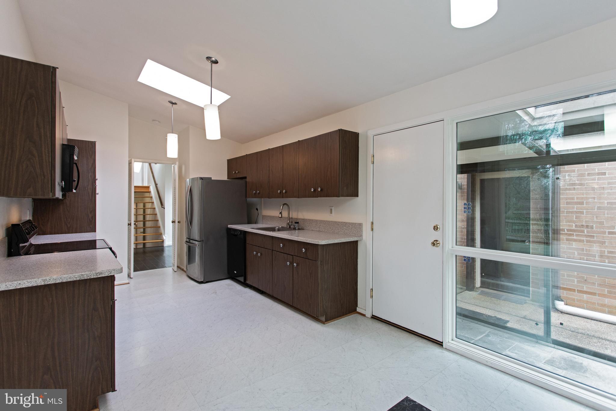 Real estate listing preview #5