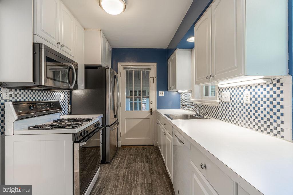 Real estate listing preview #10