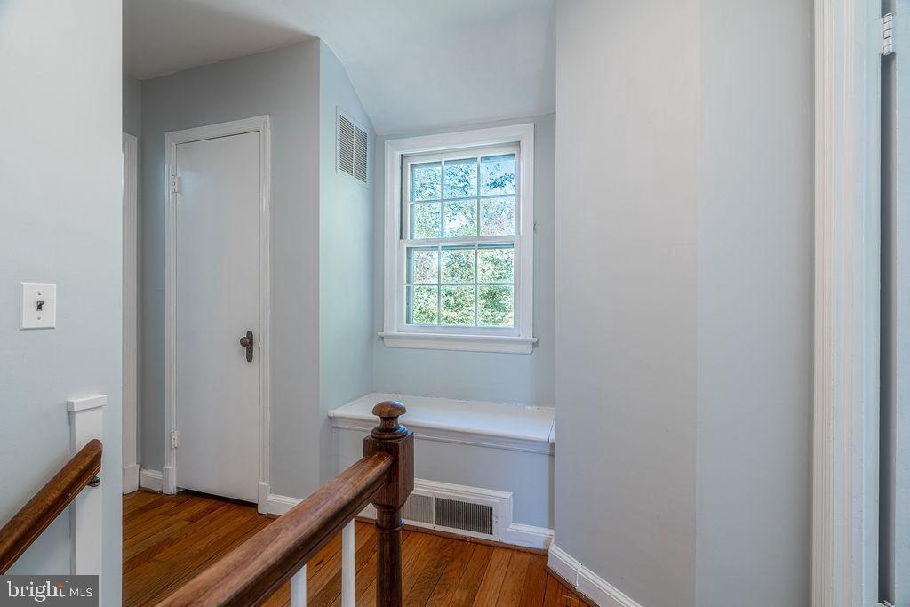 Real estate listing preview #17