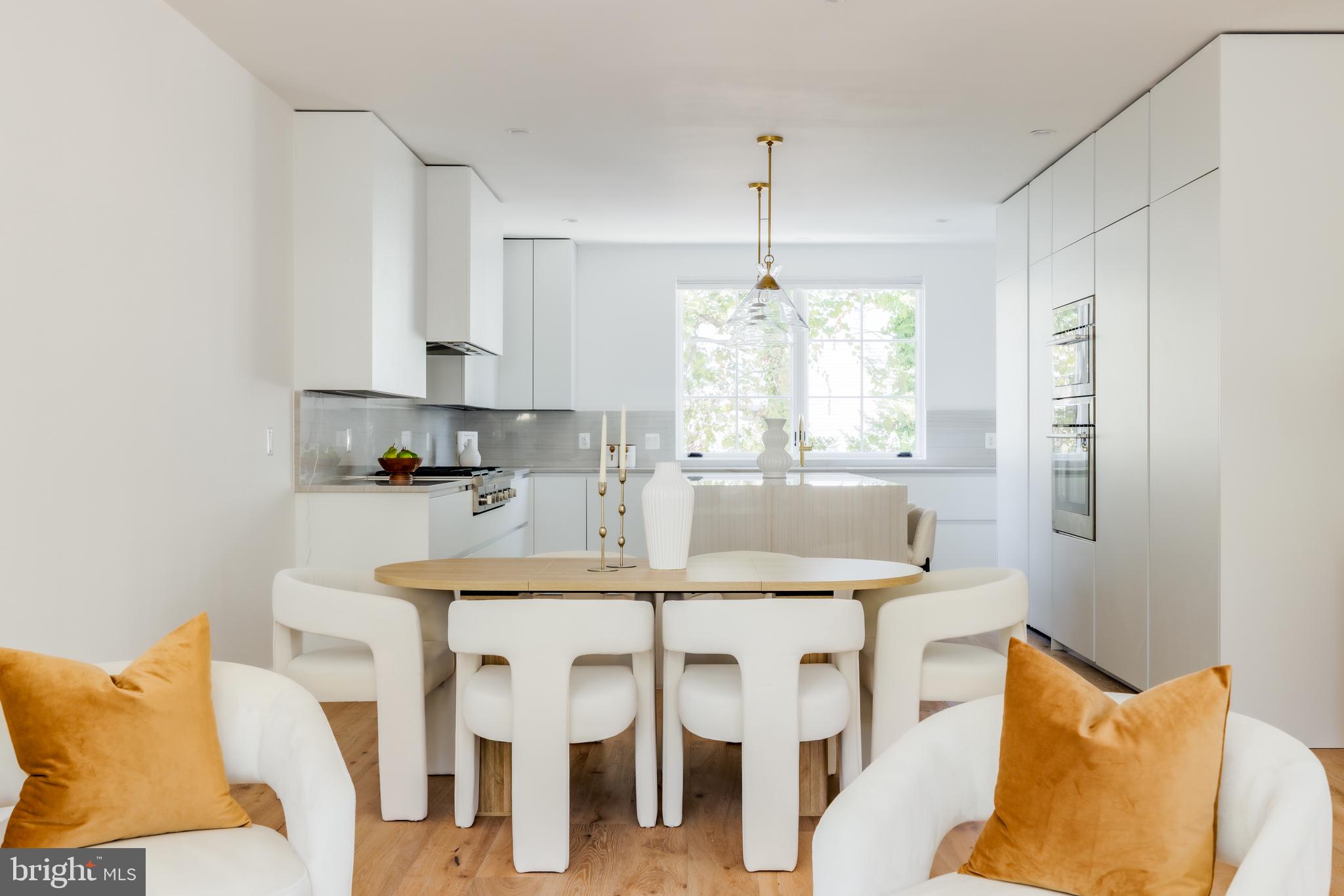 Real estate listing preview #5