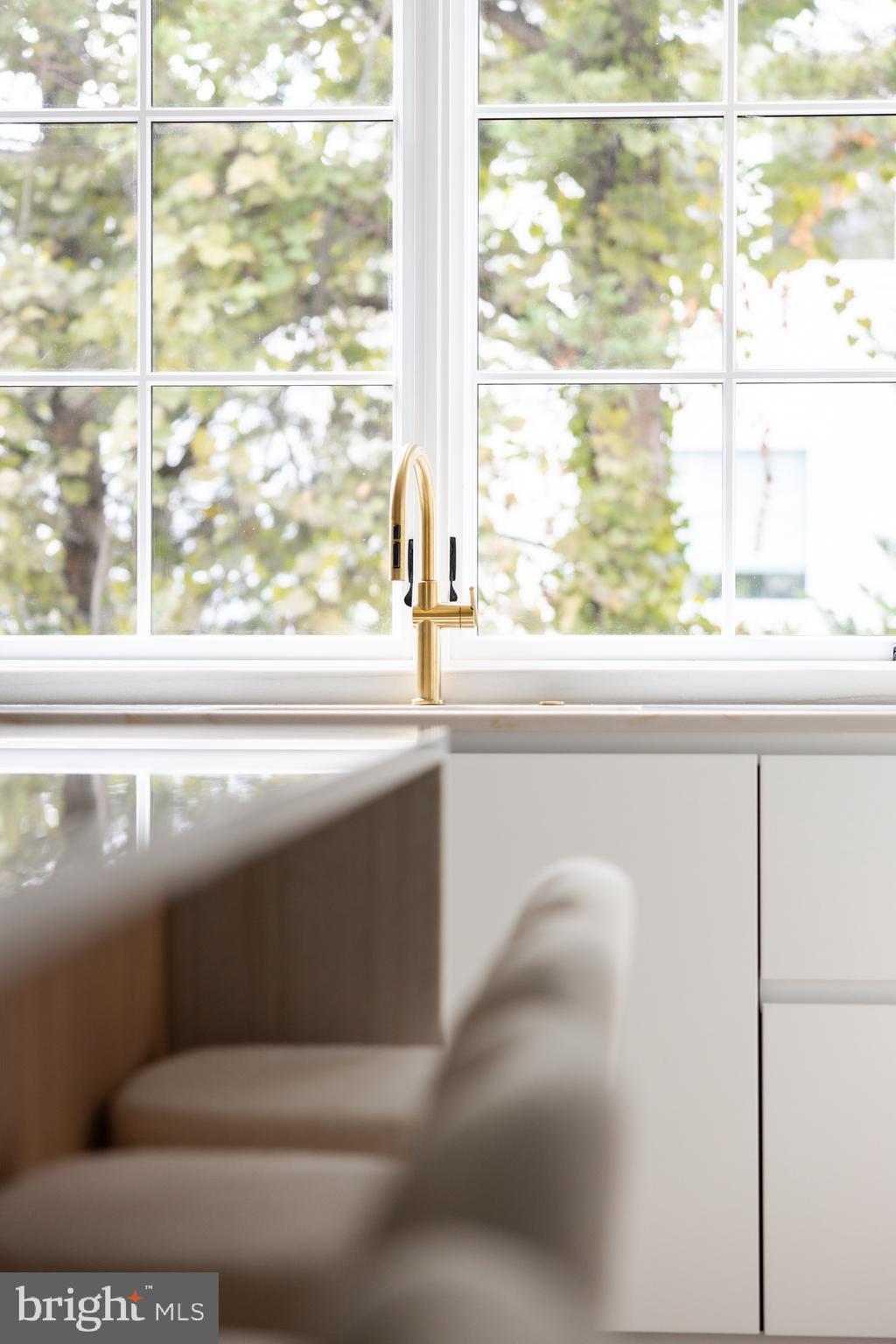 Real estate listing preview #11