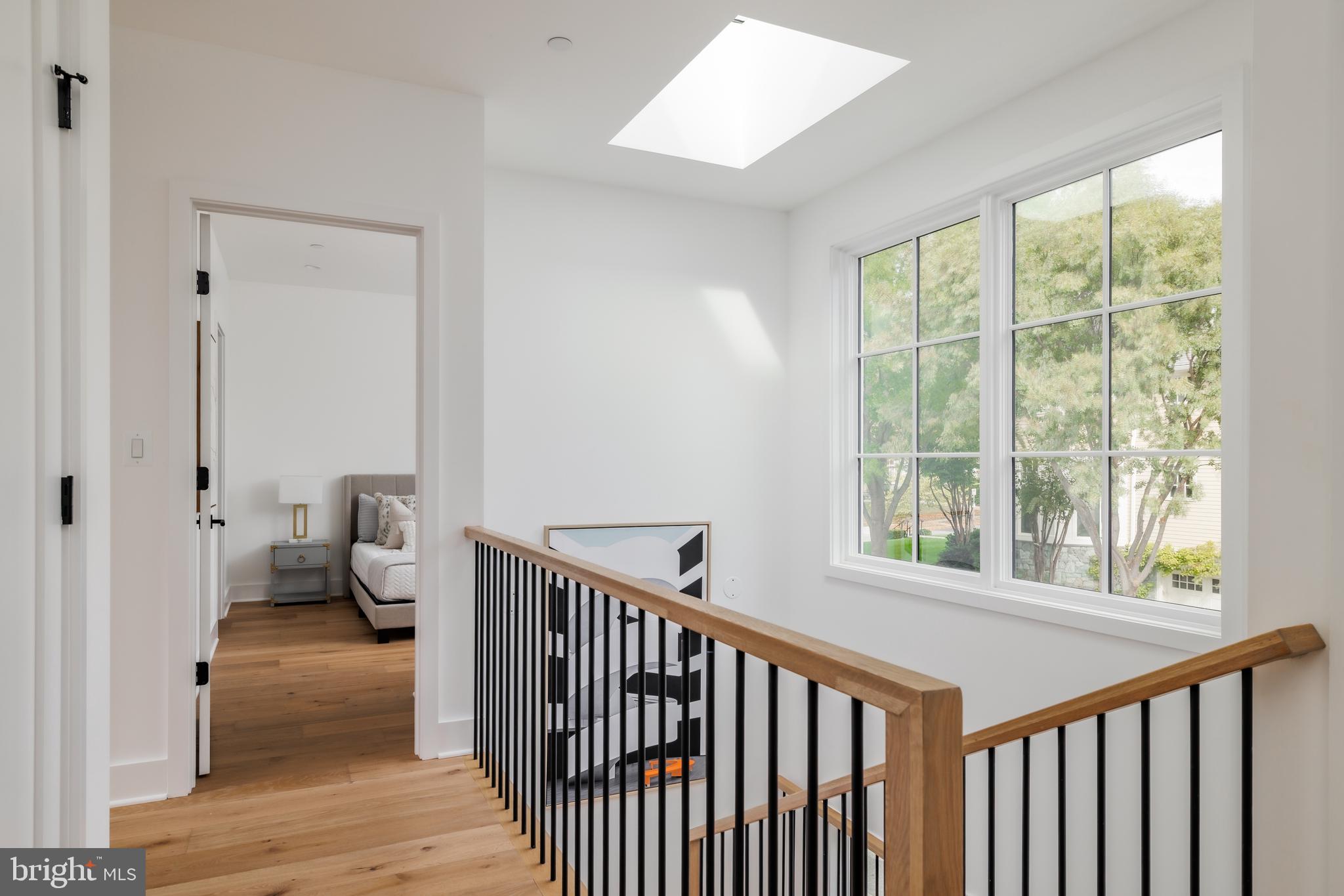 Real estate listing preview #28