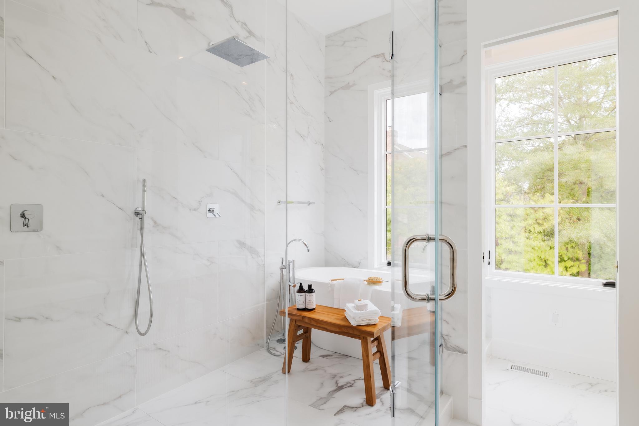 Real estate listing preview #24